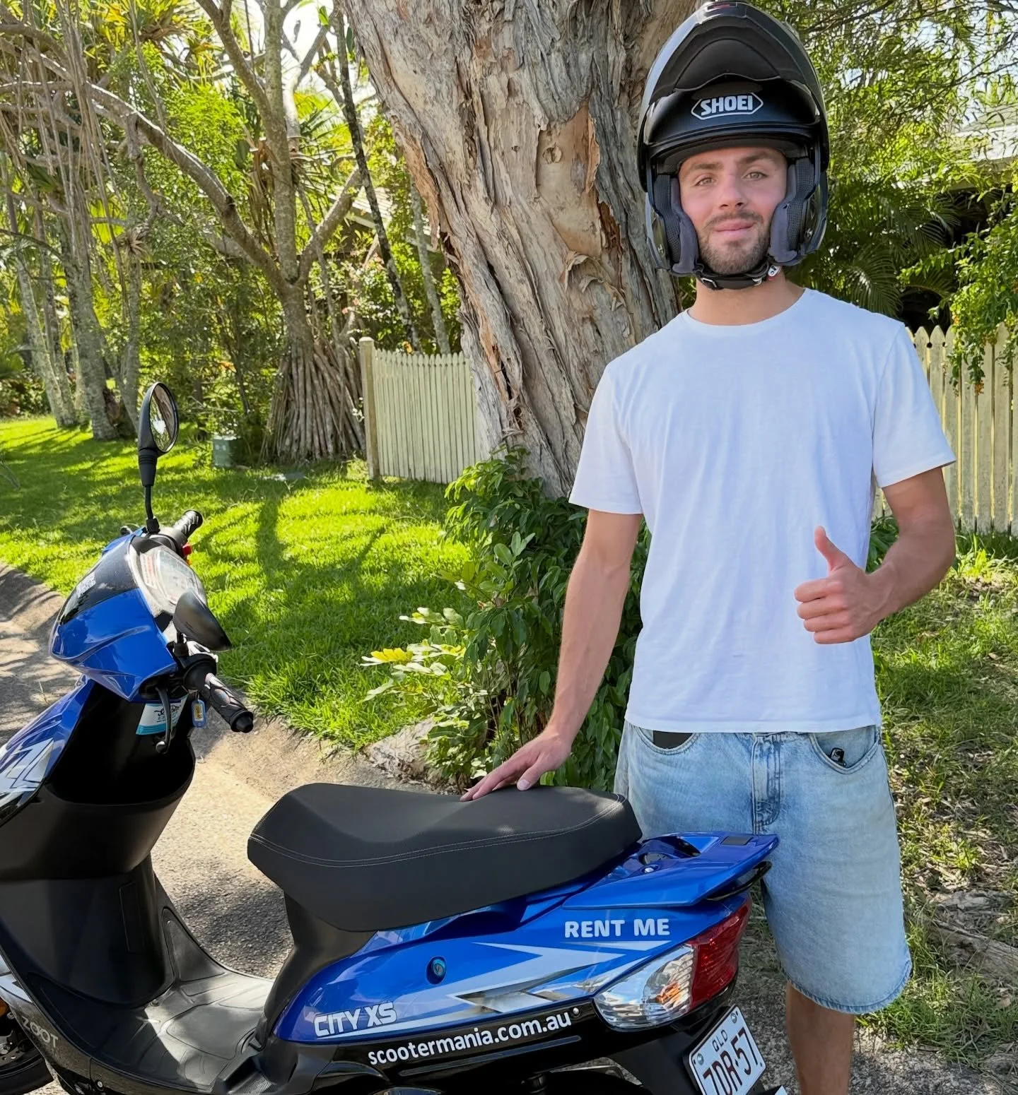 Clem is grabbing a 50cc for a few weeks - and brought his own helmet 😊🛵
#scootermanianoosa #visitnoosa #scooter #scooterhirenoosa #noosa  scootermania  explorenoosa sunshinecoast noosatourism hastingsstreet ilovenoosa scooterhirenoosa planet_noosa