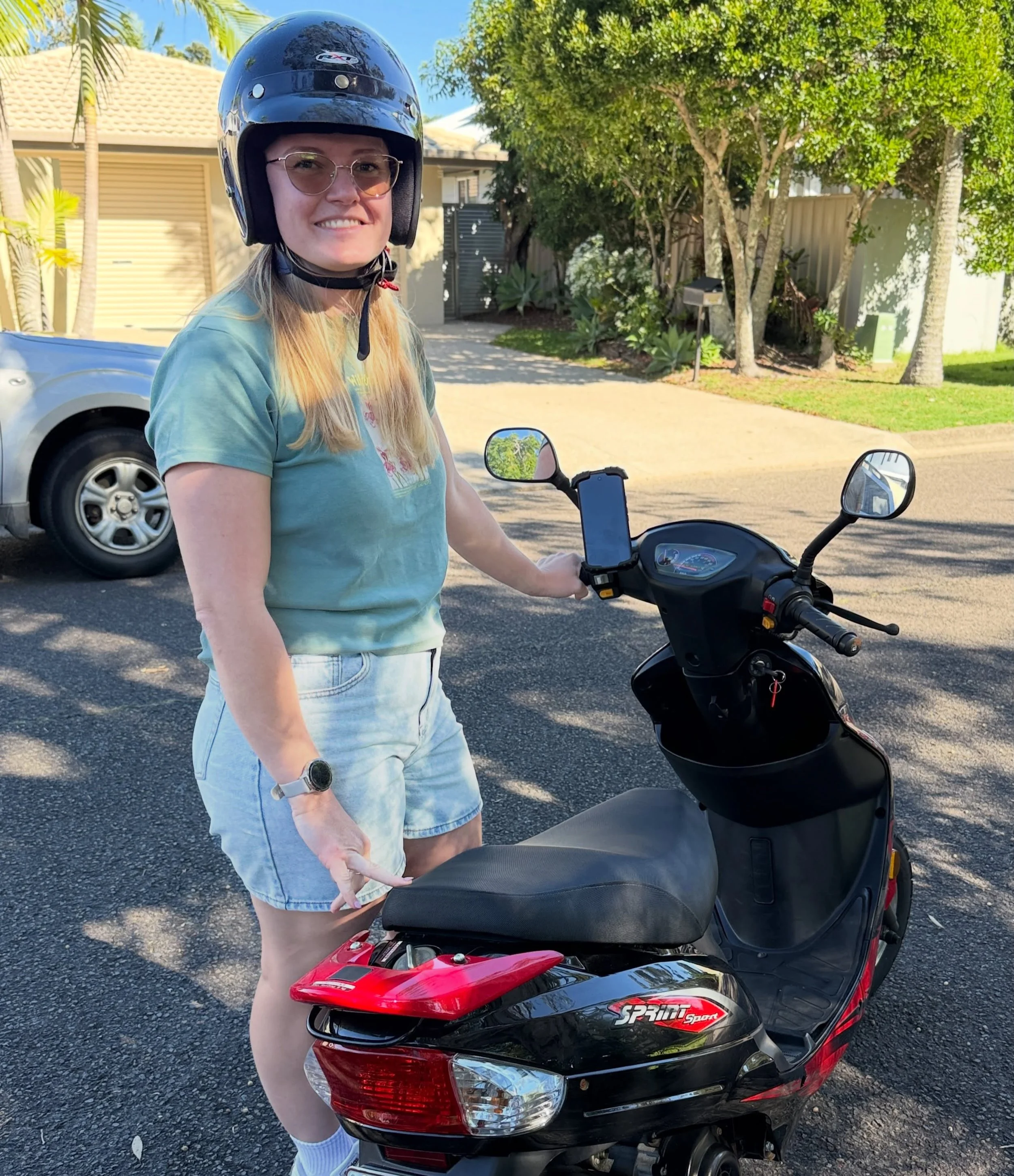 The Achel is super stoked with her new scooter 😊🛵
#scootermanianoosa #visitnoosa #scooter #scooterhirenoosa #noosa  scootermania  explorenoosa sunshinecoast noosatourism hastingsstreet ilovenoosa scooterhirenoosa planet_noosa