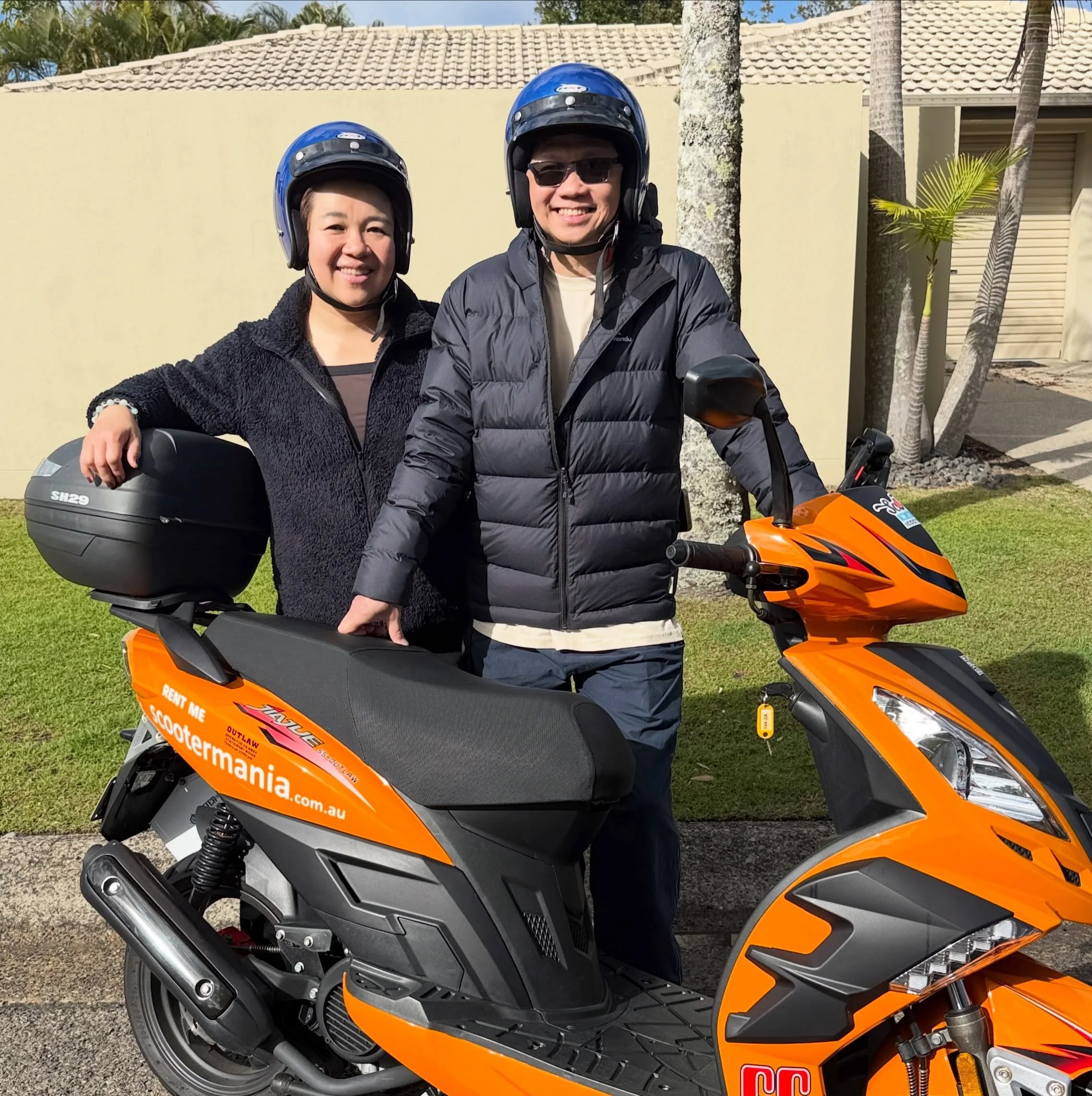 Kevin and Jeanie from Melbourne 😊🛵