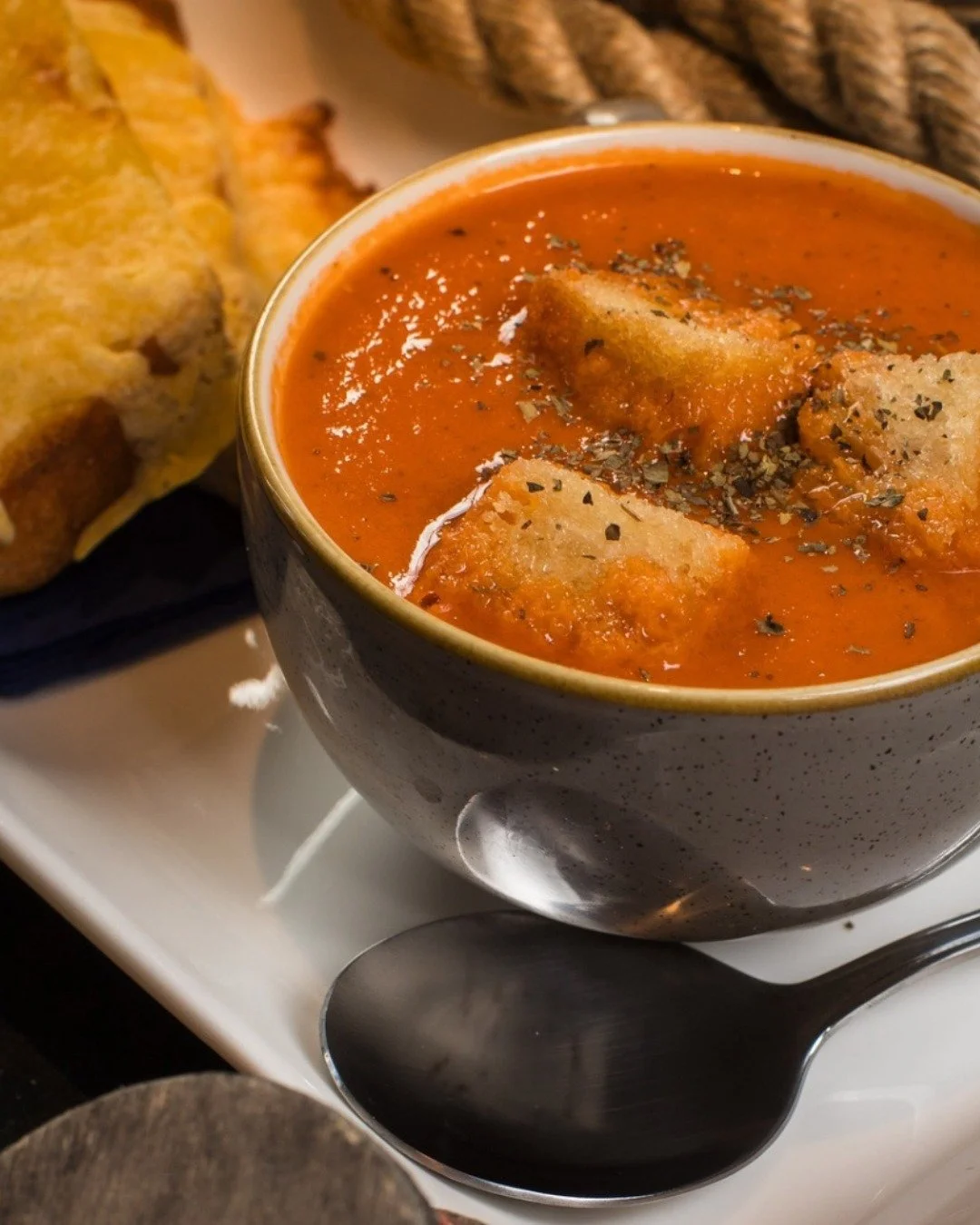 Soup season is back at The Fenton Café! 🥣
This week, warm up with a leek and potato, served with cheesy sourdough. Keep an eye out for our rotating specials - carrot and coriander will be coming soon. All seasonal, all delicious! Perfect for