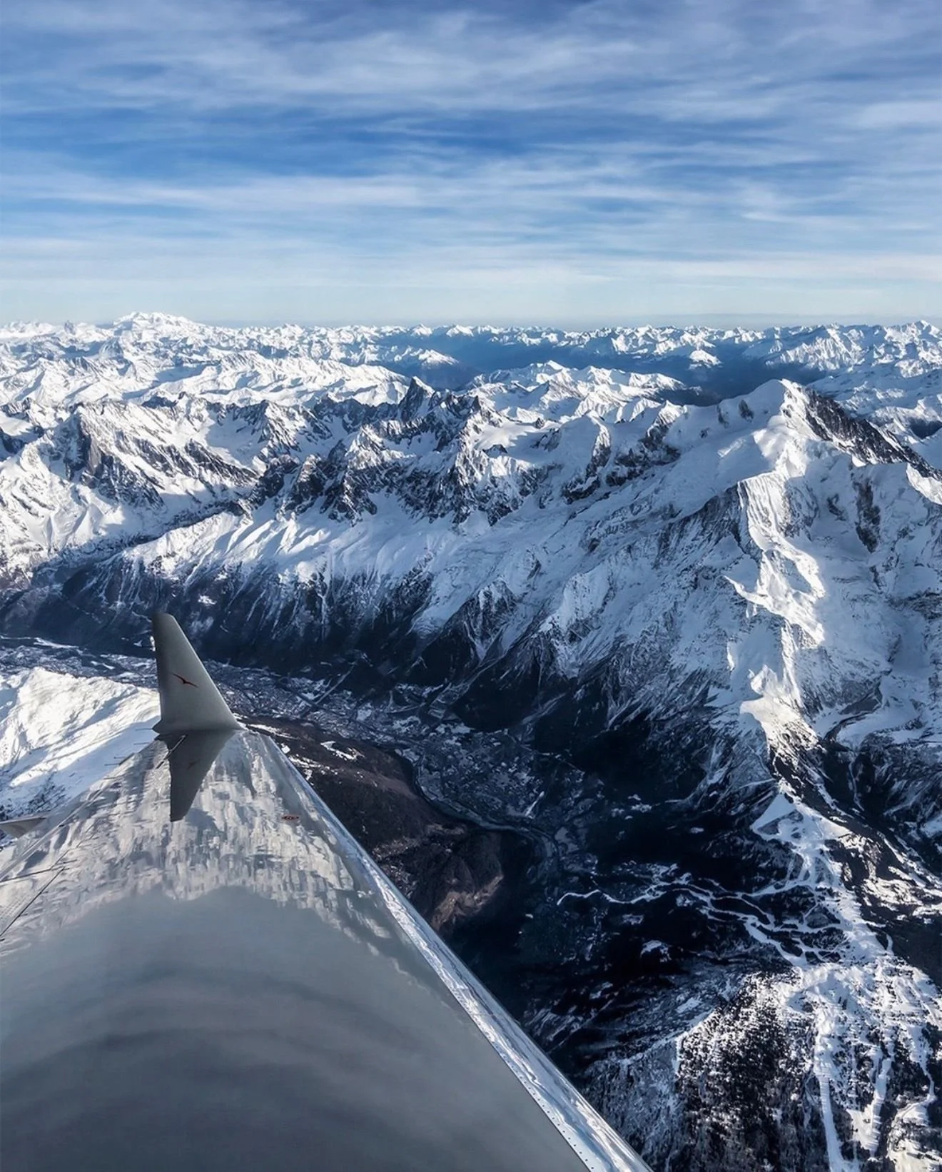 Proof that the journey can be just as extraordinary as the destination. 

A spectacular view en route, captured by our friends @vistajet. ✈️🏔️ 

#leedseastairport #skiseason #privatejetcharter #bombardier #vistajet