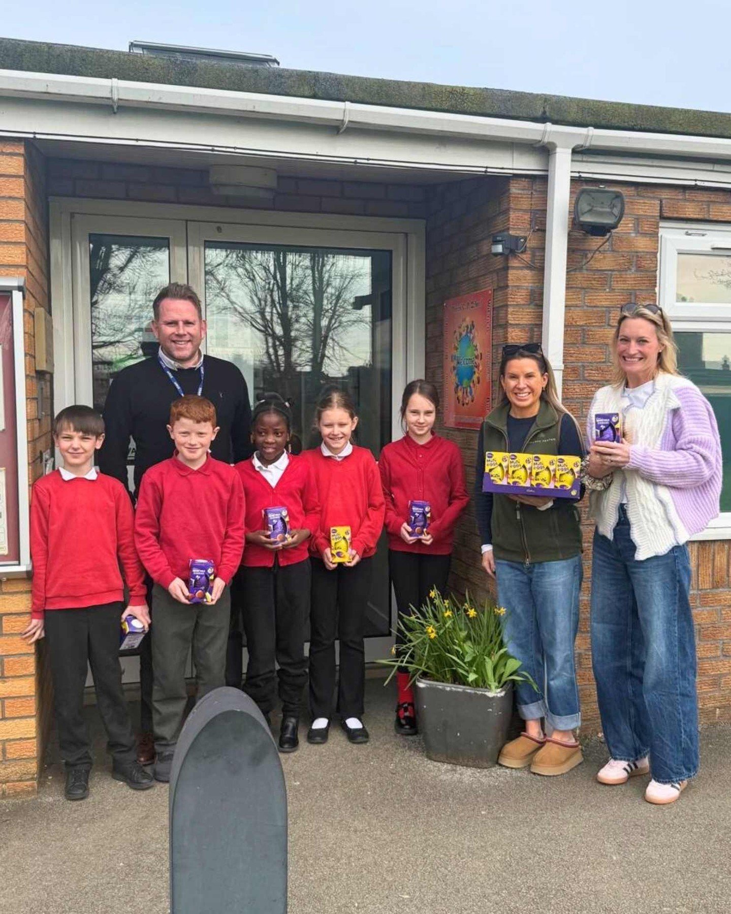 The Easter Bunny has been hopping across Yorkshire 🐰✨

Over the past few weeks, we&rsquo;ve been helping to raise funds and collecting Easter eggs for the @yorkshirechildrenscharity Easter Appeal - and this morning we were at Thirsk Primary School, 
