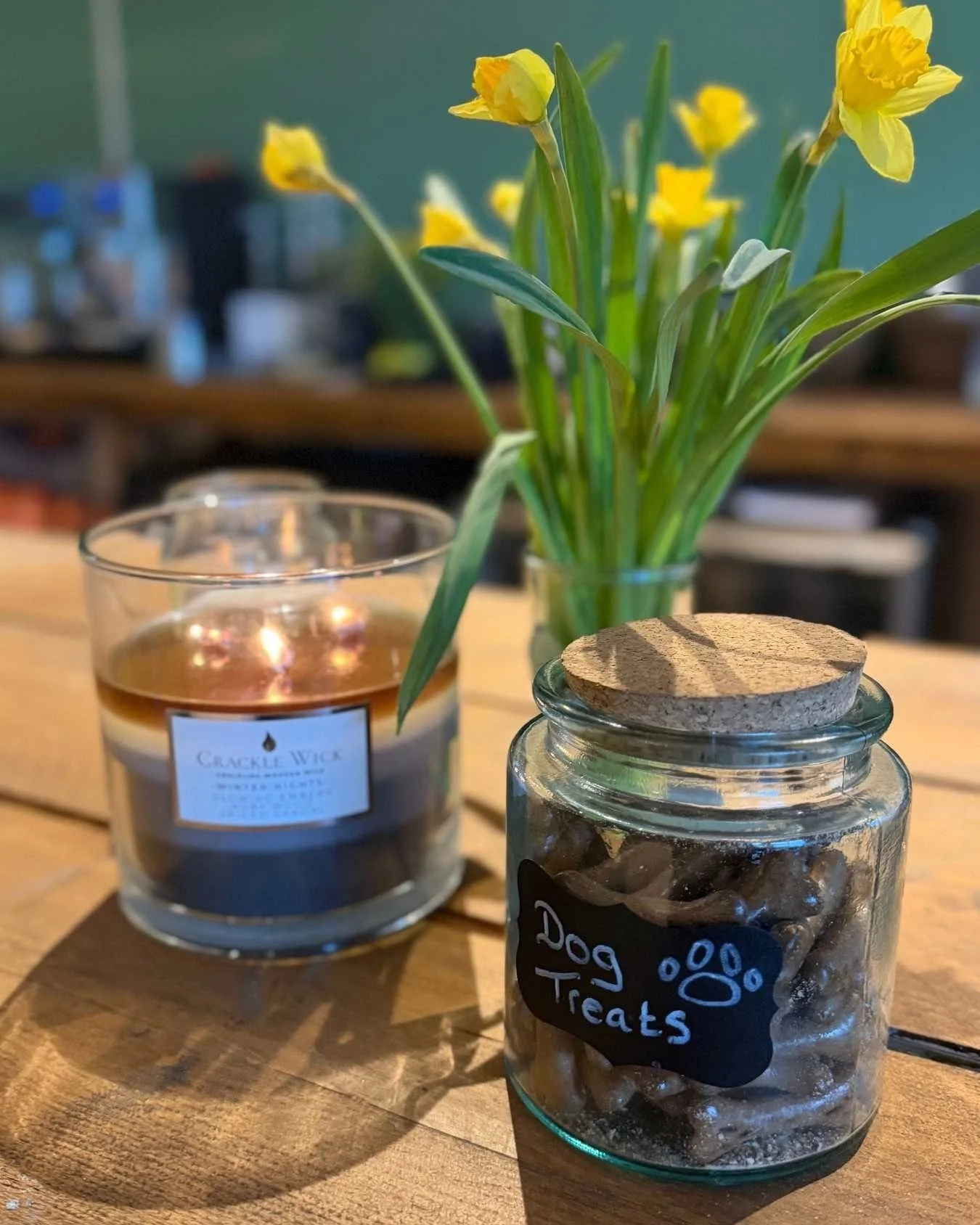 A little Easter reminder - the Bistro Caf&eacute; is open all weekend, with a few spaces left for sharing boards on Easter Sunday.

Colouring for the kids, great food and dog-friendly as always (with treats at the ready 🐾). 

From all the team here 