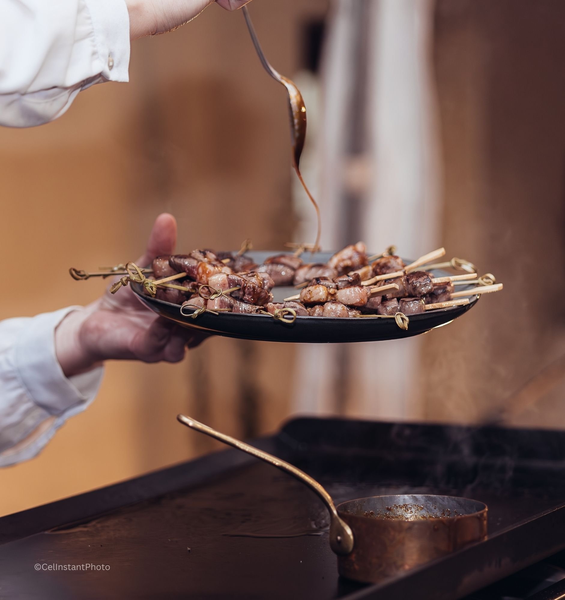 Atelier plancha brochette de Bœuf Teriyaki, traiteur repas mariage, anniversaire, entreprise, ...