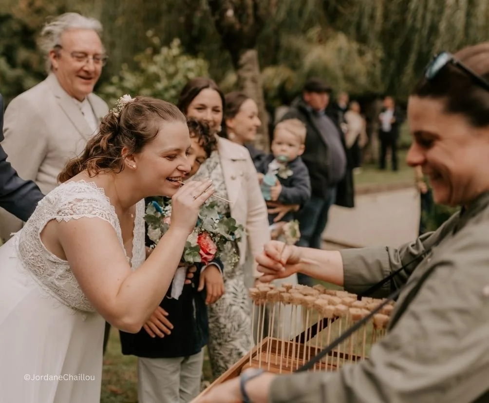 Vin d'honneur dynamique avec atelier de dégustation comme ouvreuse de cinéma