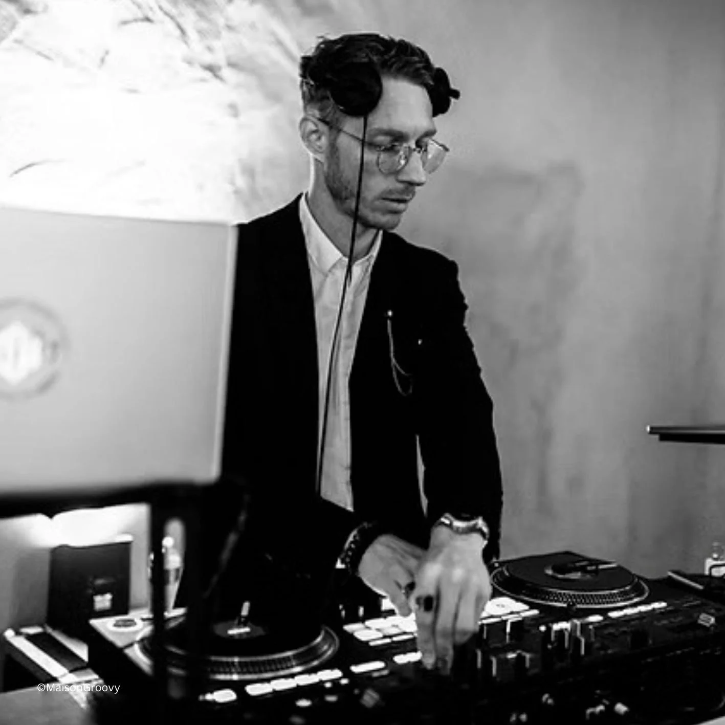 Maison Groovy DJ