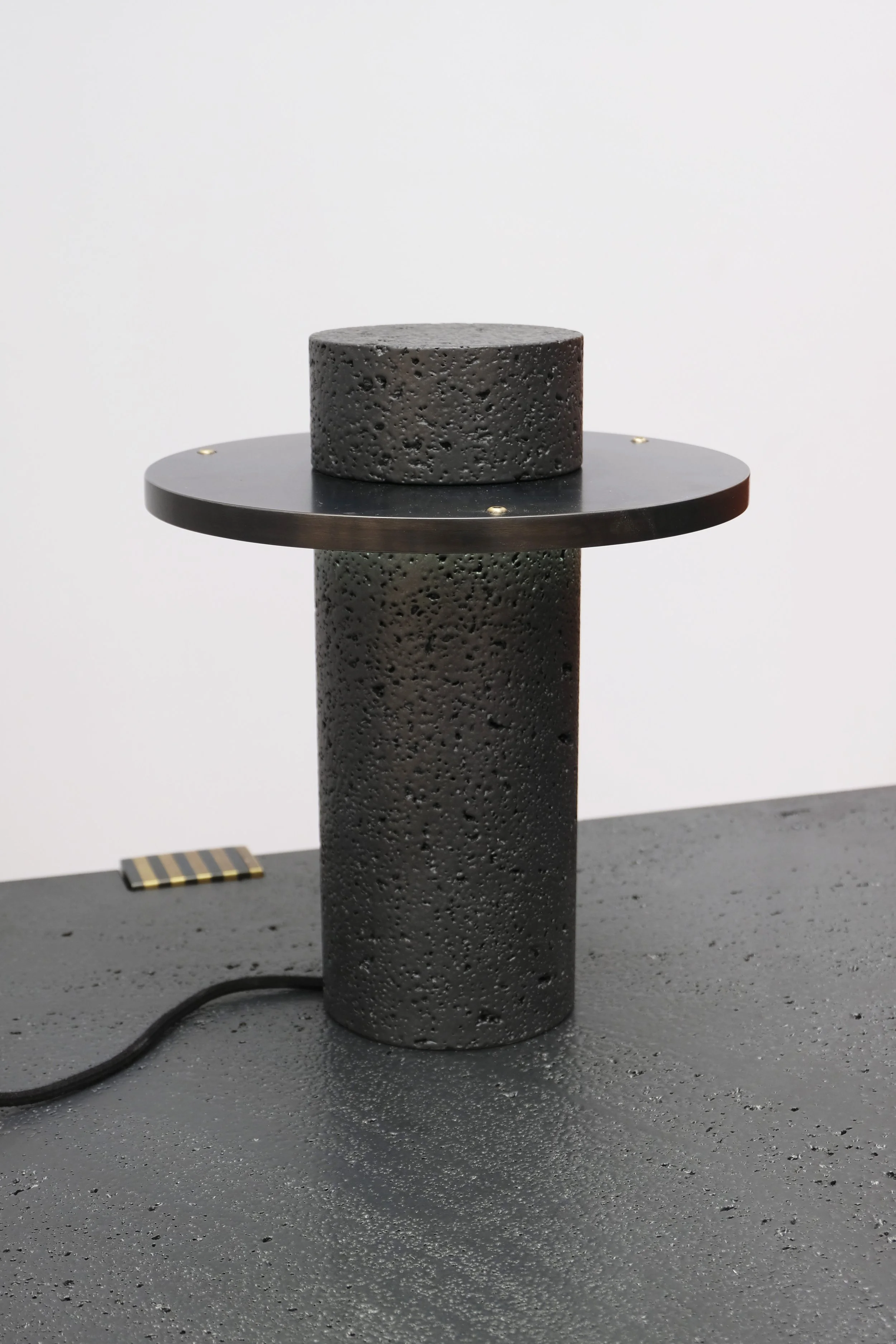 Luminaire, collection Echo, 2025