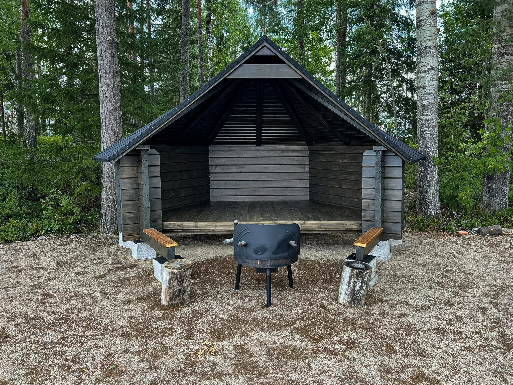 Kotalaavuun voi tilata penkkien sijaan myös laverin.