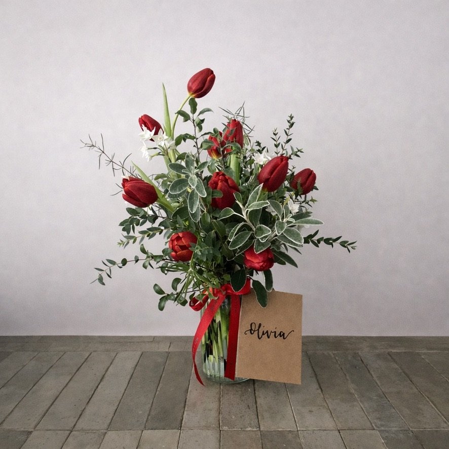 Valentines The Verona Vase