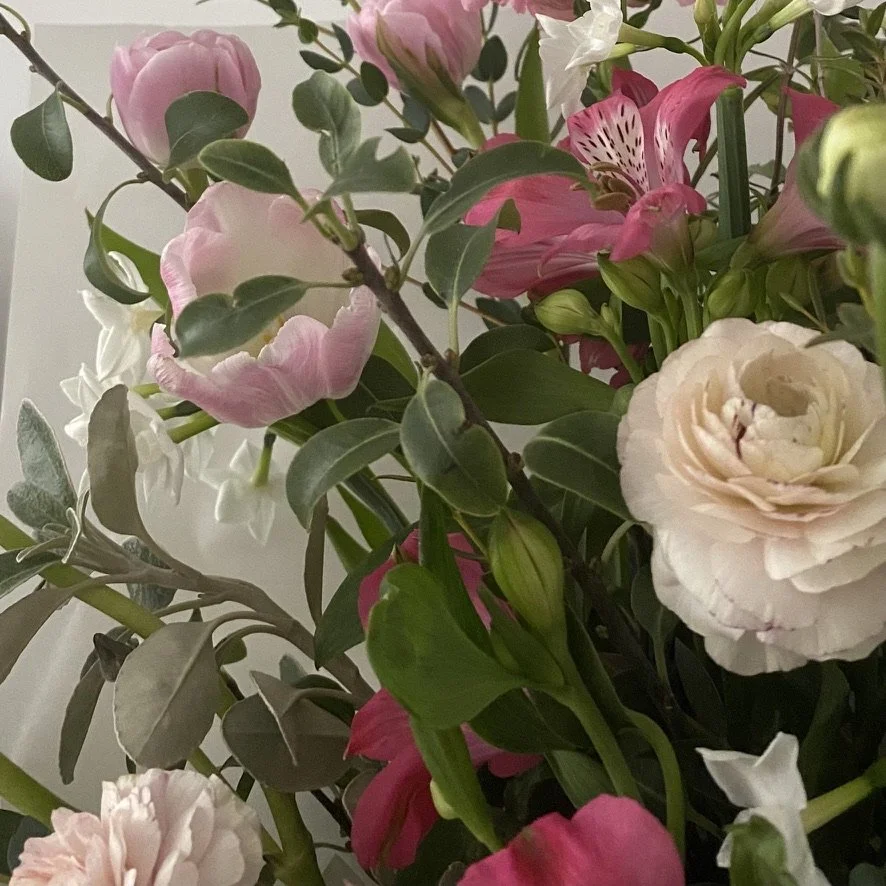 Valentines Gift Bouquet Of Flowers Delivery London