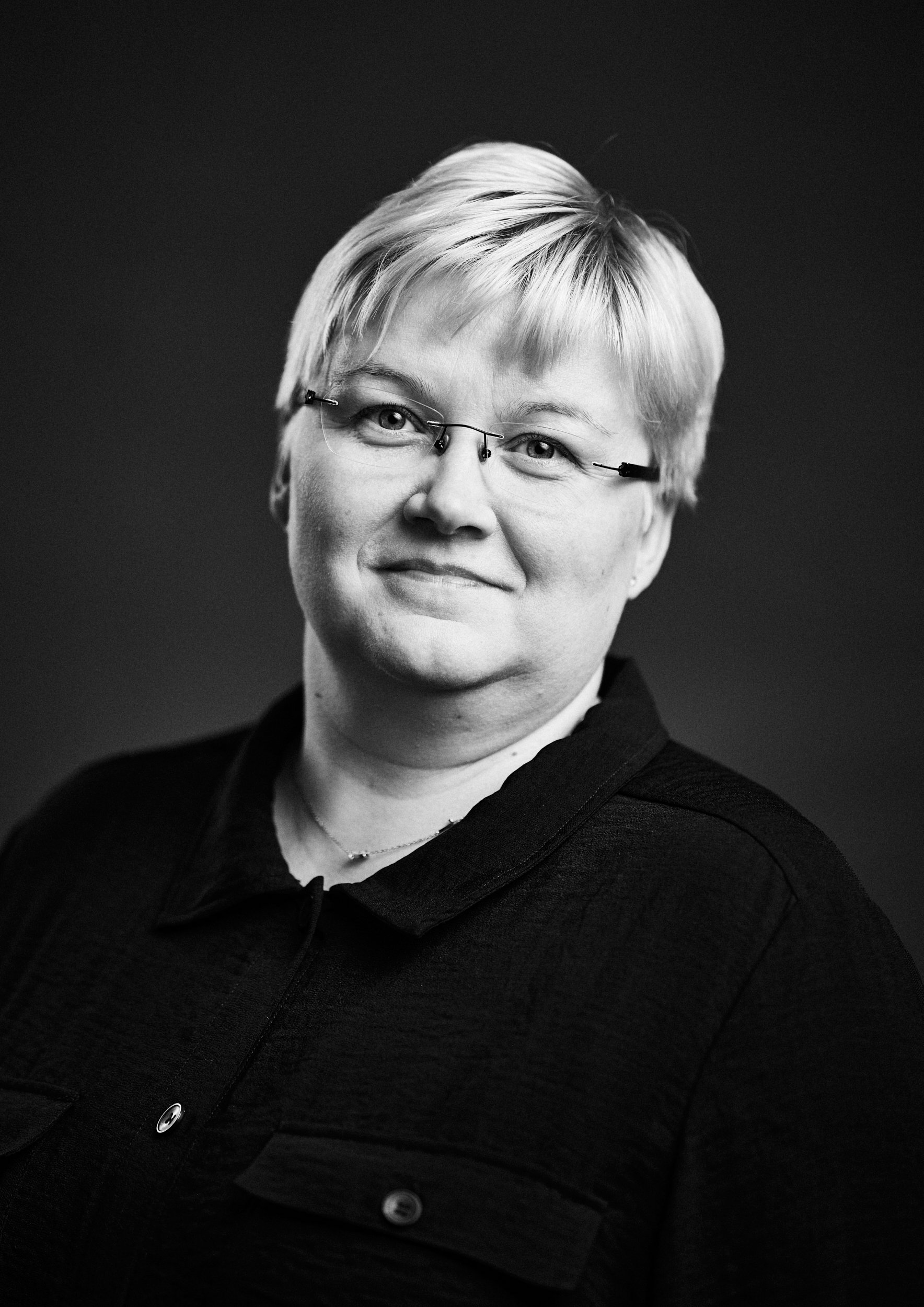 ”Meillä on Nokian
demareissa tosi hieno porukka.
On ollut iso rikkaus saada
tutustua niin erilaisiin ihmisiin.” -Katri Helenius