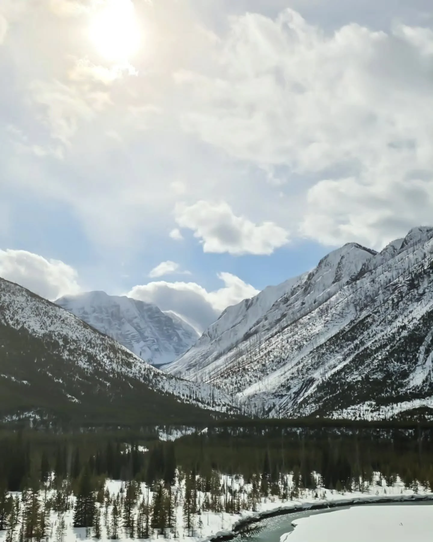 Feeling the strength, the stillness, the grounding of the mountains. 
It is so beautiful here. So quiet, i just love it. 
More exploring to do once we are all over the stomach flu!! 

#mountains #stillness #quiet #Mindfulness #yoga