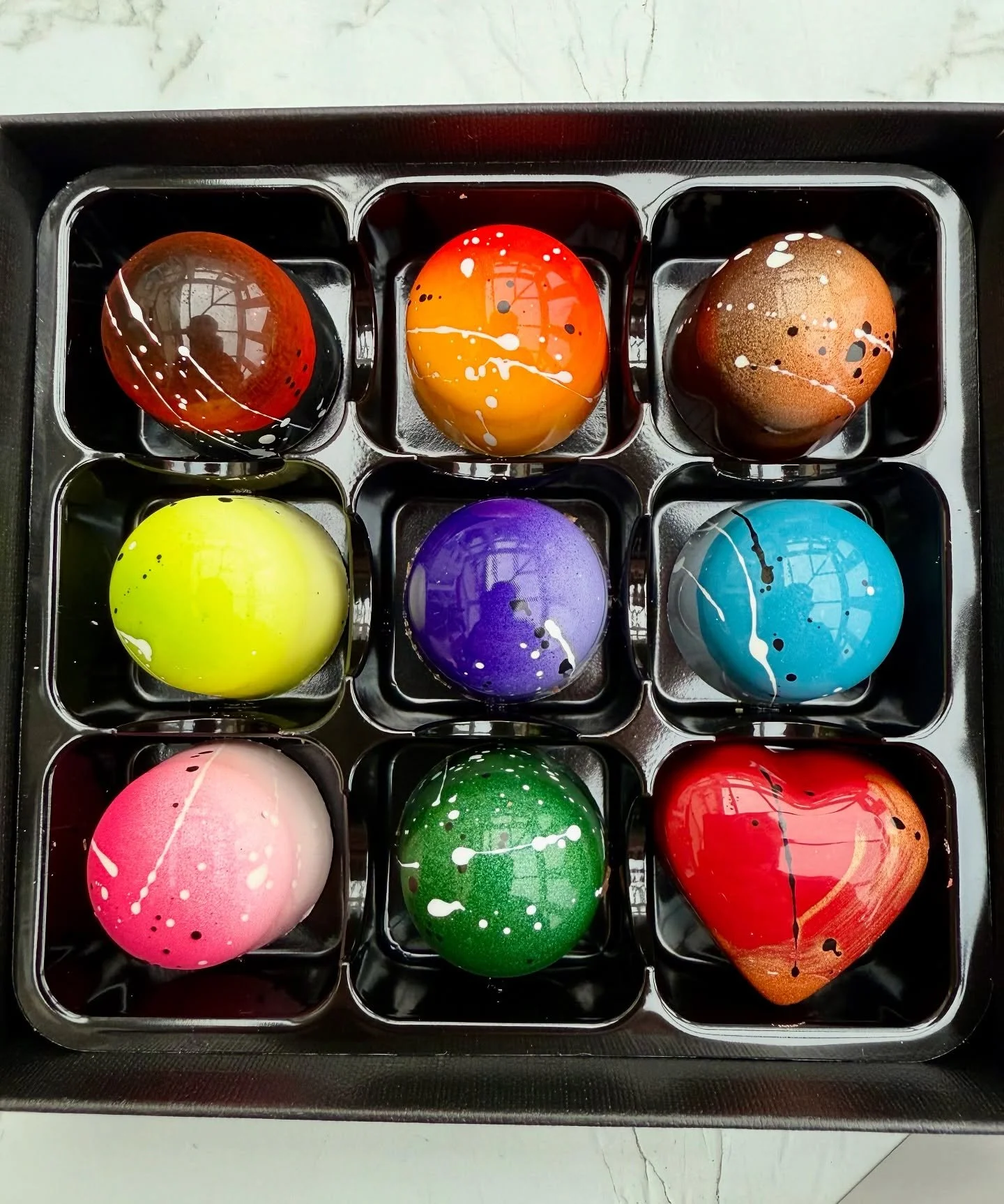 💙 This Father&rsquo;s Day, say it with chocolate. 🍫

Whether he&rsquo;s a chocolate devotee or just loves a sweet treat after dinner, our handcrafted chocolate boxes are the perfect way to show Dad he&rsquo;s appreciated.

✨ Choose from our elegant