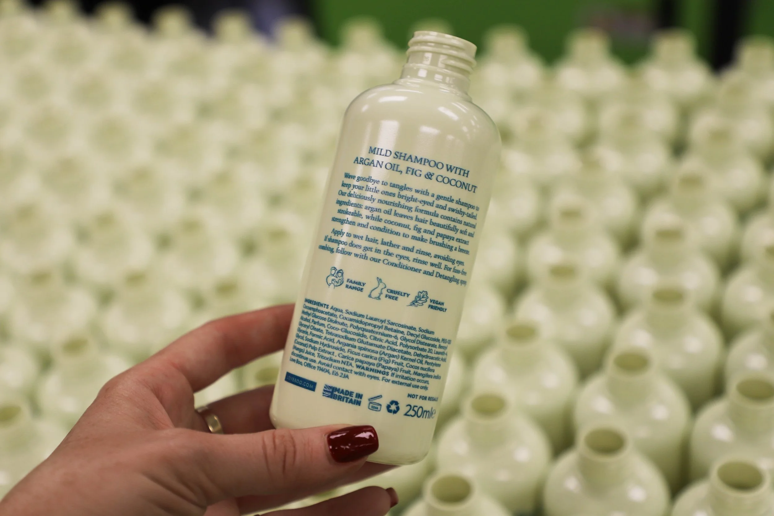 Printed plastic cosmetics bottles