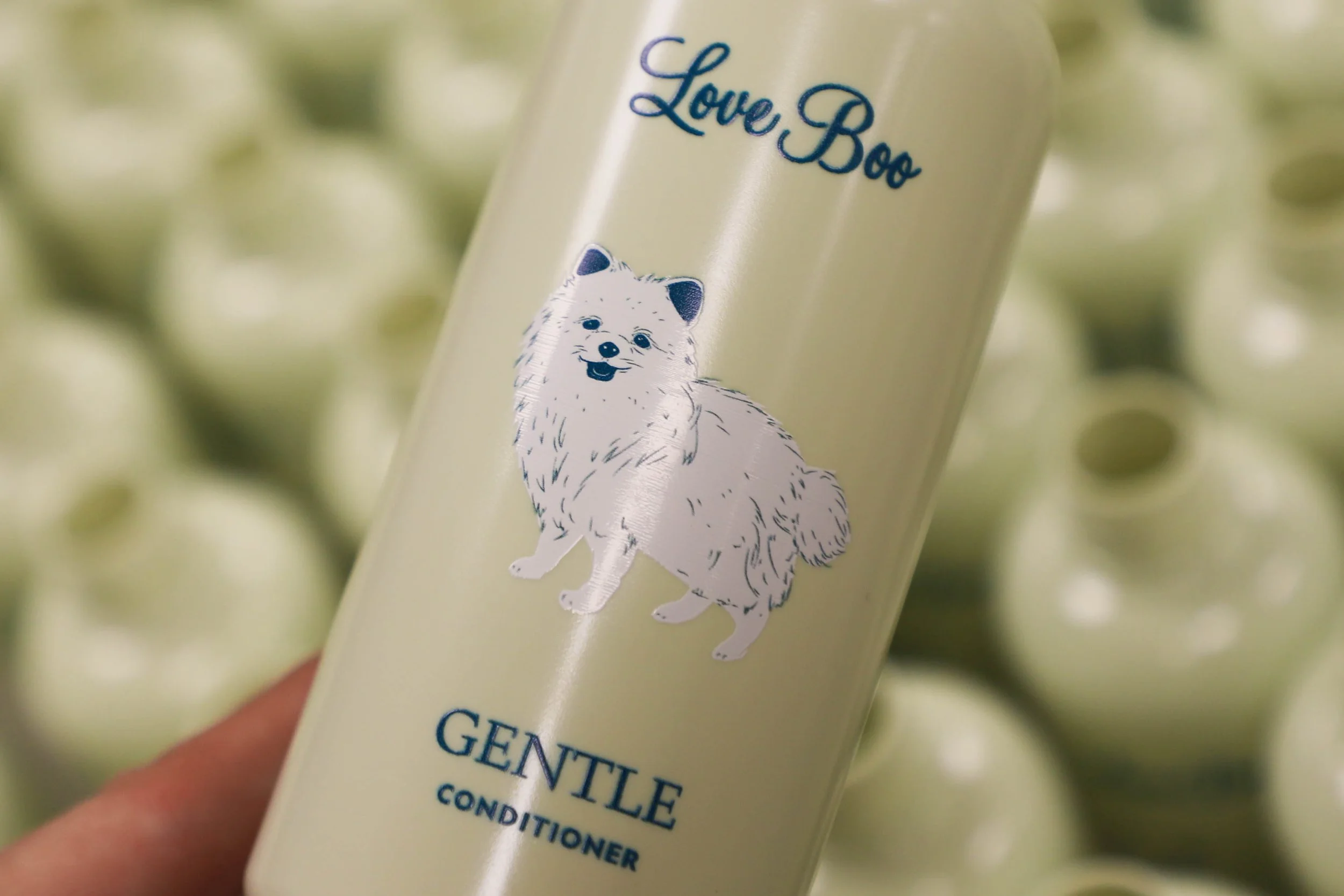 Printed plastic cosmetics bottles