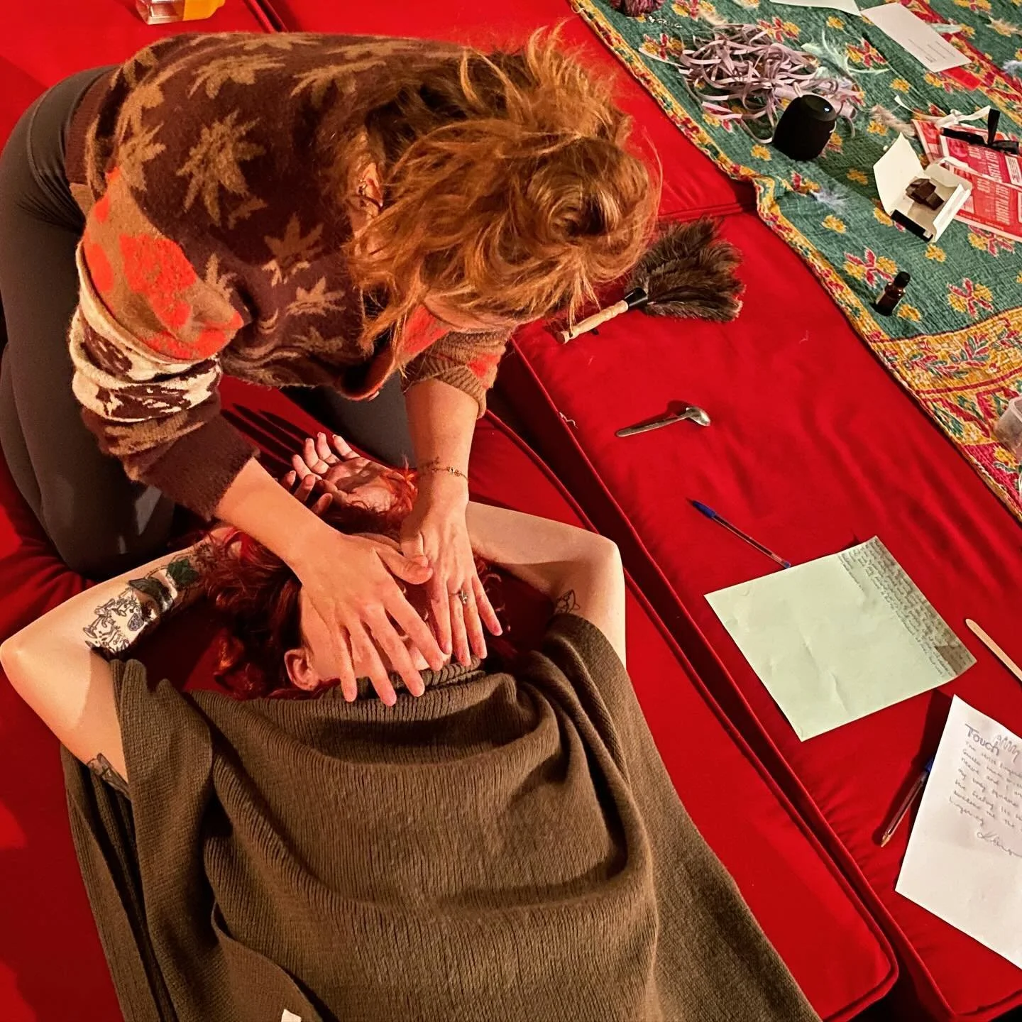WAKE UP YOUR SENSES 🪶

Some besutiful moments from our last workshop SENSUAL KINK

Thank you all who came! See you at the next SPC on the 9th of December