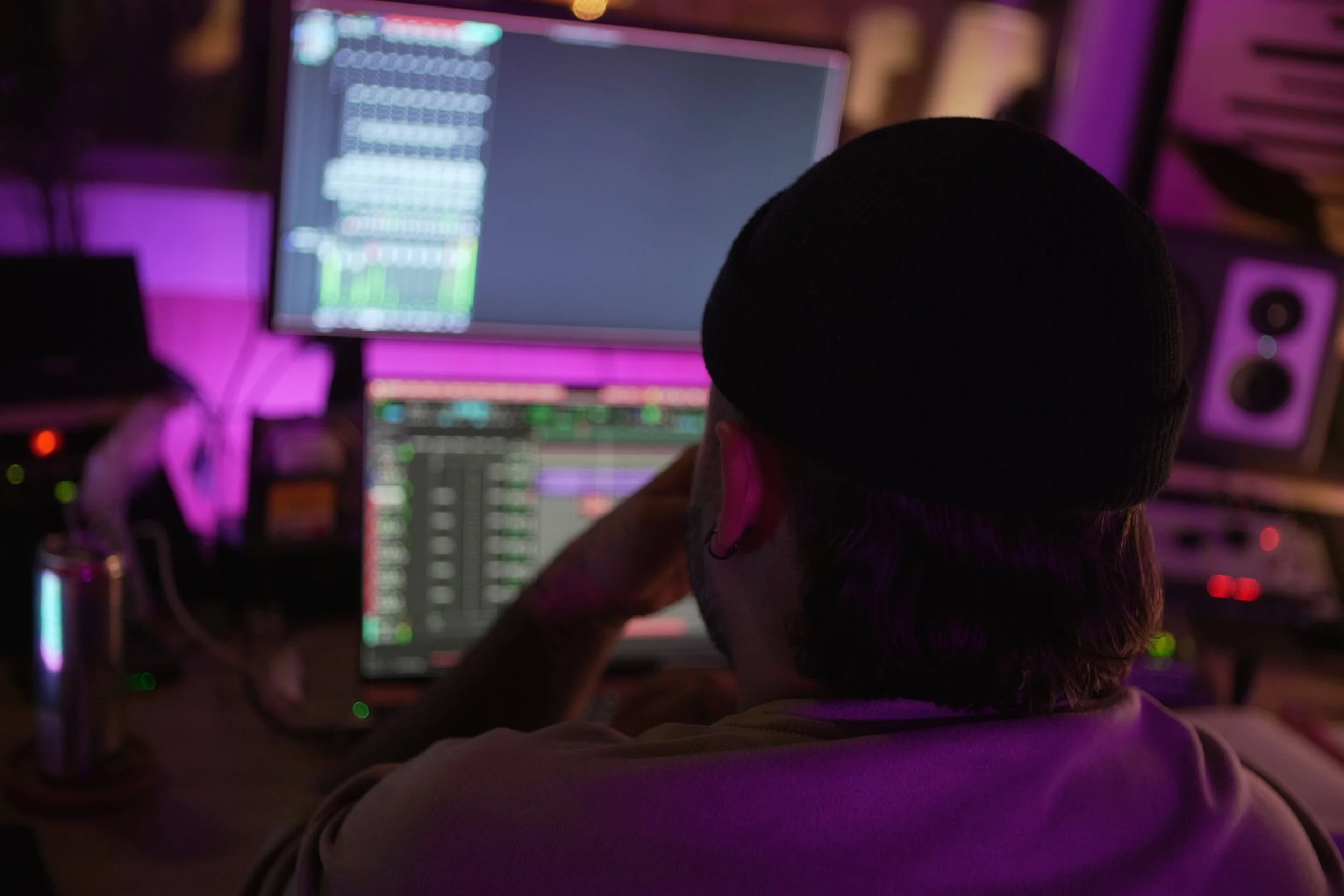 Cómo hacer networking en la escena musical de Madrid y construir colaboraciones que impulsen tu carrera