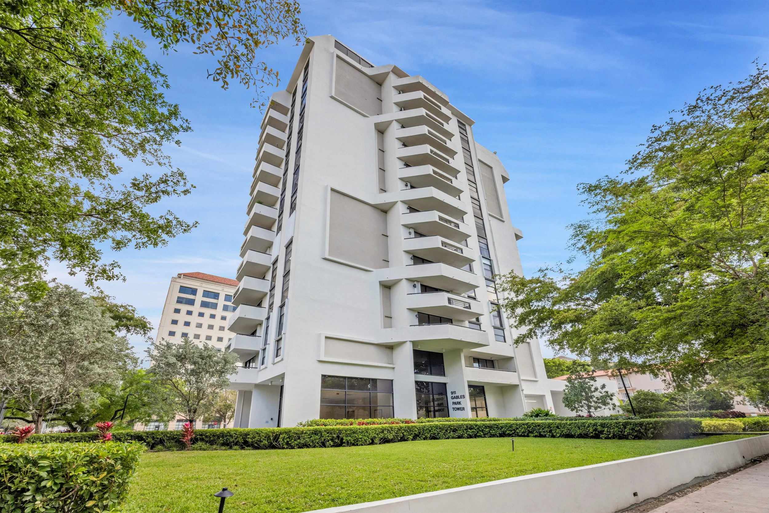911 E Ponce De Leon Blvd #1402, Coral Gables