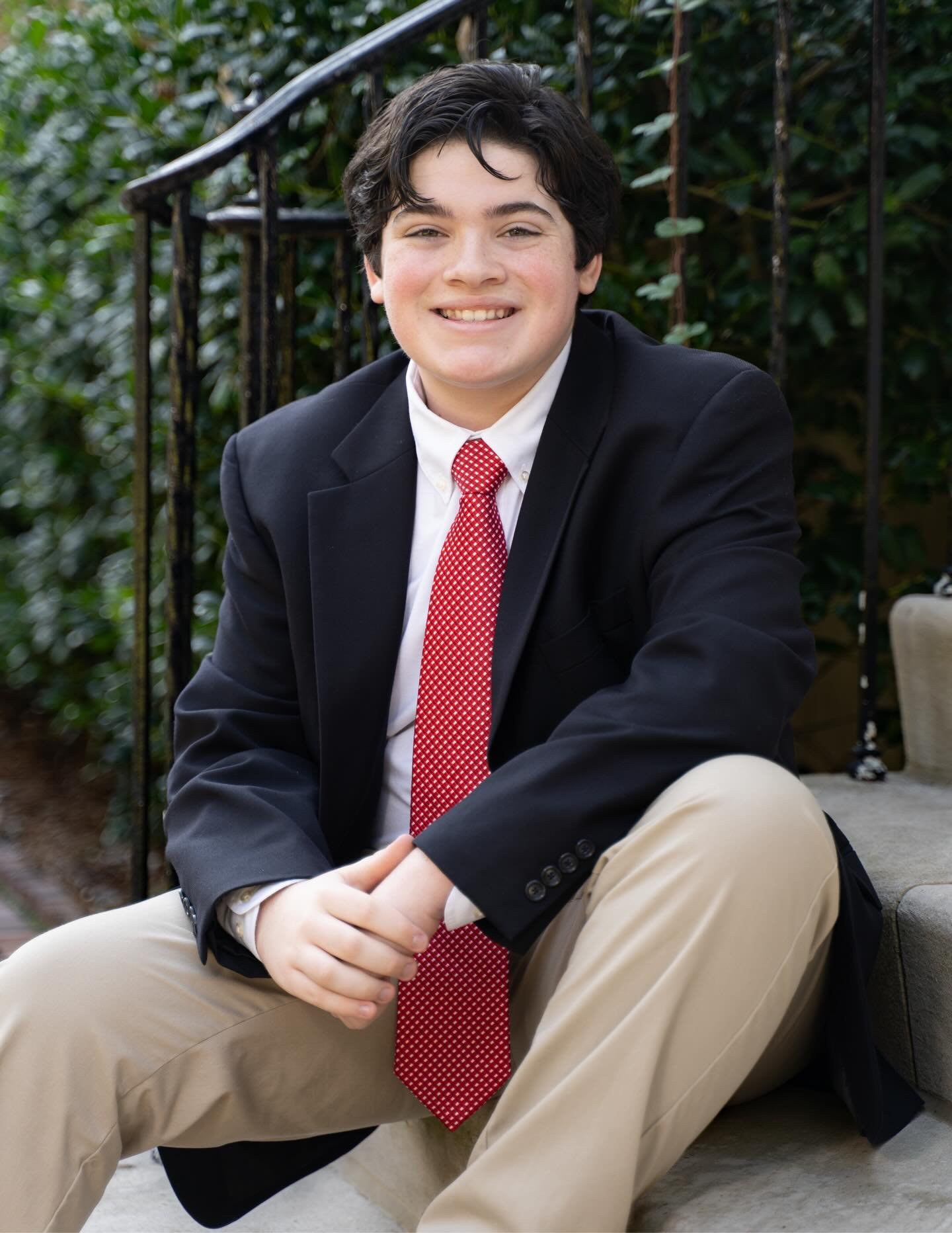 ⭐️Senior Lion Spotlight⭐️
Meet Sam C. Wood! We&rsquo;re so proud of all you&rsquo;ve accomplished and can&rsquo;t wait to see what&rsquo;s next. Swipe to get to know Sam! #OnceaLionAlwaysaLion 🦁