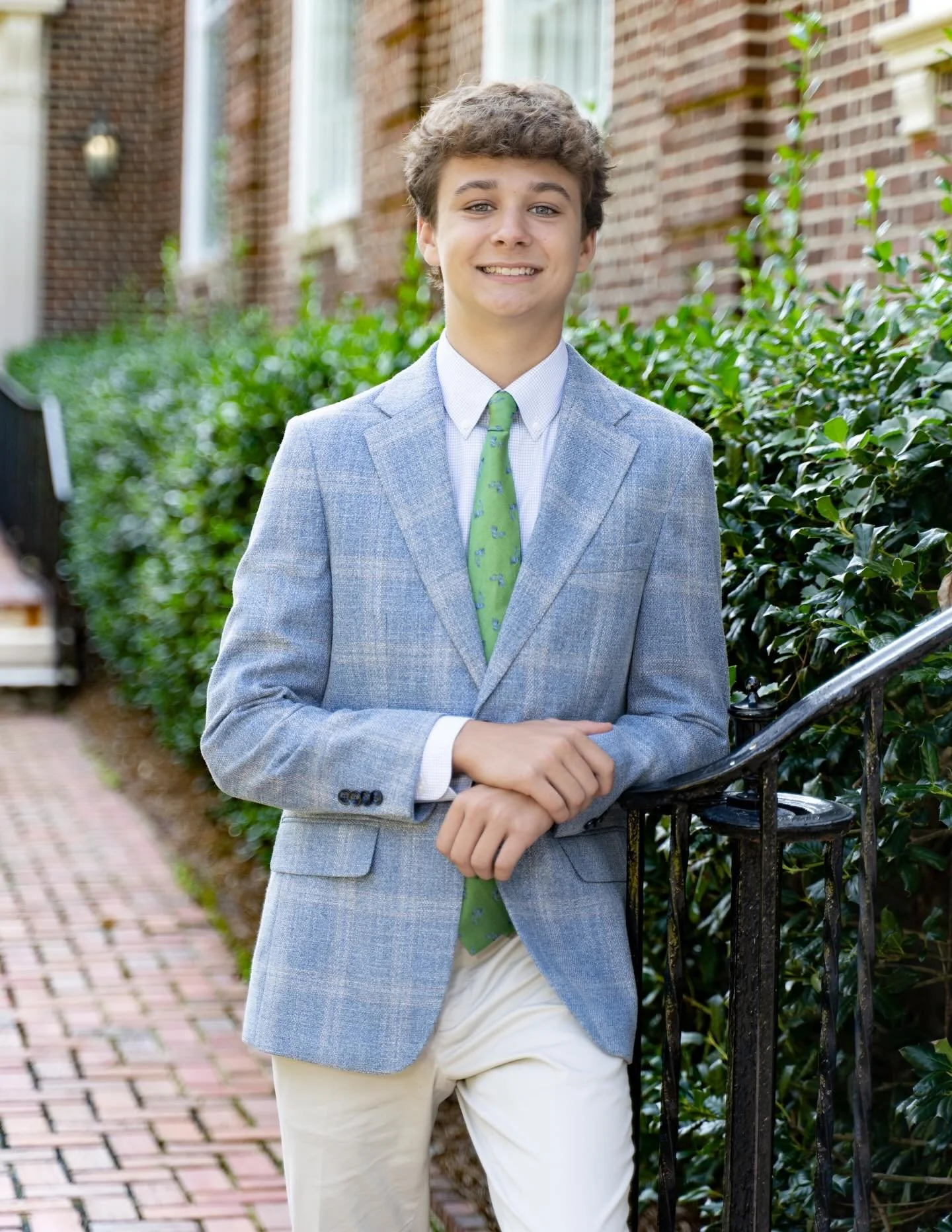 ⭐️Senior Lion Spotlight⭐️
Meet Charlie Griffin! Your hard work and spirit have made such an impact and we&rsquo;re so proud of you. Swipe to learn more about Charlie! #OnceaLionAlwaysaLion 🦁