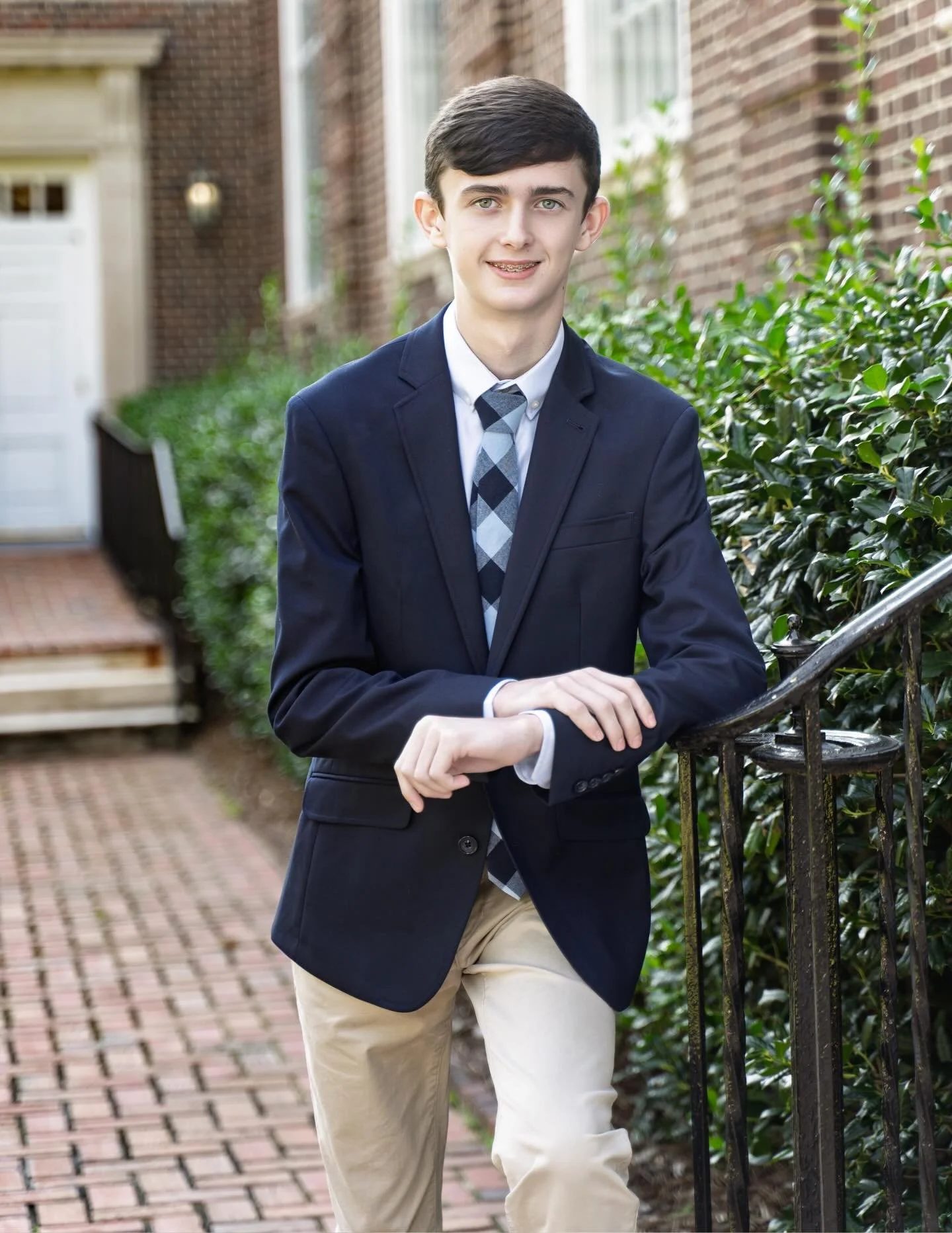 ⭐️Senior Lion Spotlight⭐️
Evan Milligan has brought energy and heart to everything he&rsquo;s been part of. We&rsquo;re cheering you on! Swipe to learn more about Evan! #OnceaLionAlwaysaLion 🦁