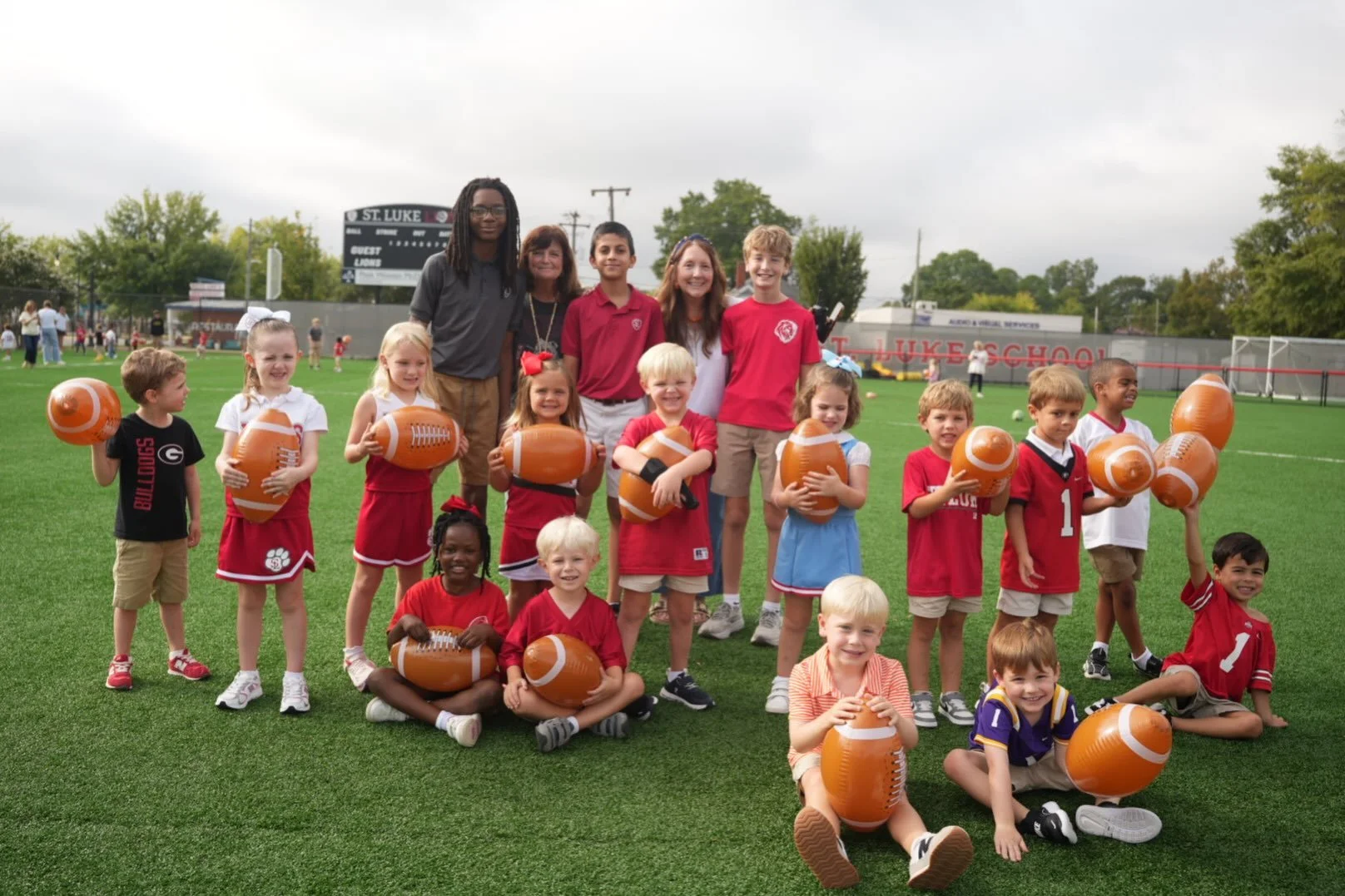 Jr-K had a fun morning playing football with some of our 7th graders on Martin Field!🏈

Who&rsquo;s ready for the weekend?! 

#football #almostweekend #playing