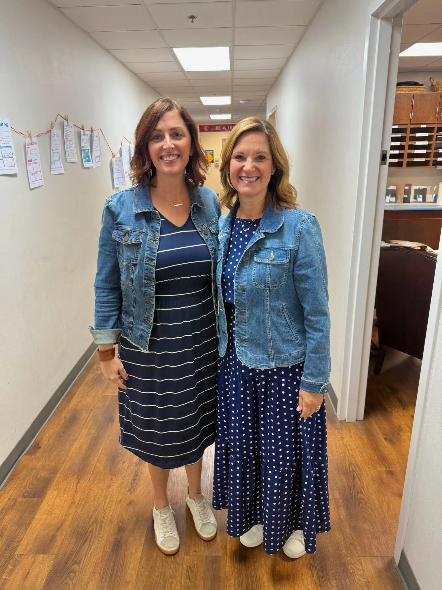 On Wednesdays, we twin (accidentally!)😁

#twinning