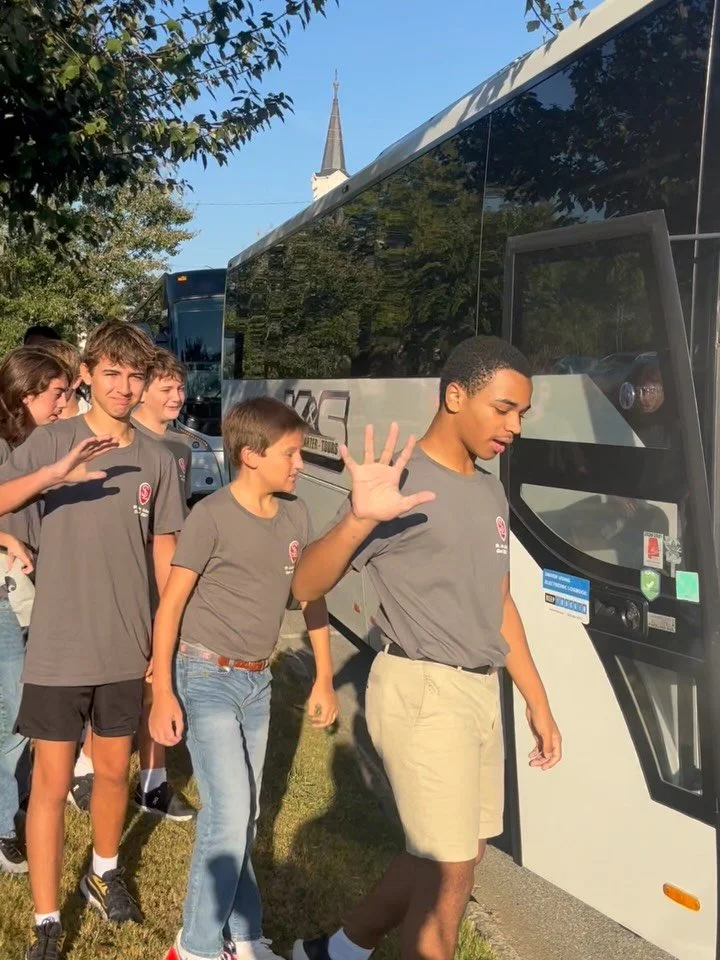One of our favorite traditions here at St. Luke is our 8th grade sendoff!😊

This morning, our school gathered along the streets with signs to wave goodbye to our 8th graders as they head to their 8th grade trip at Woodlands Camp!

We hope you all ha