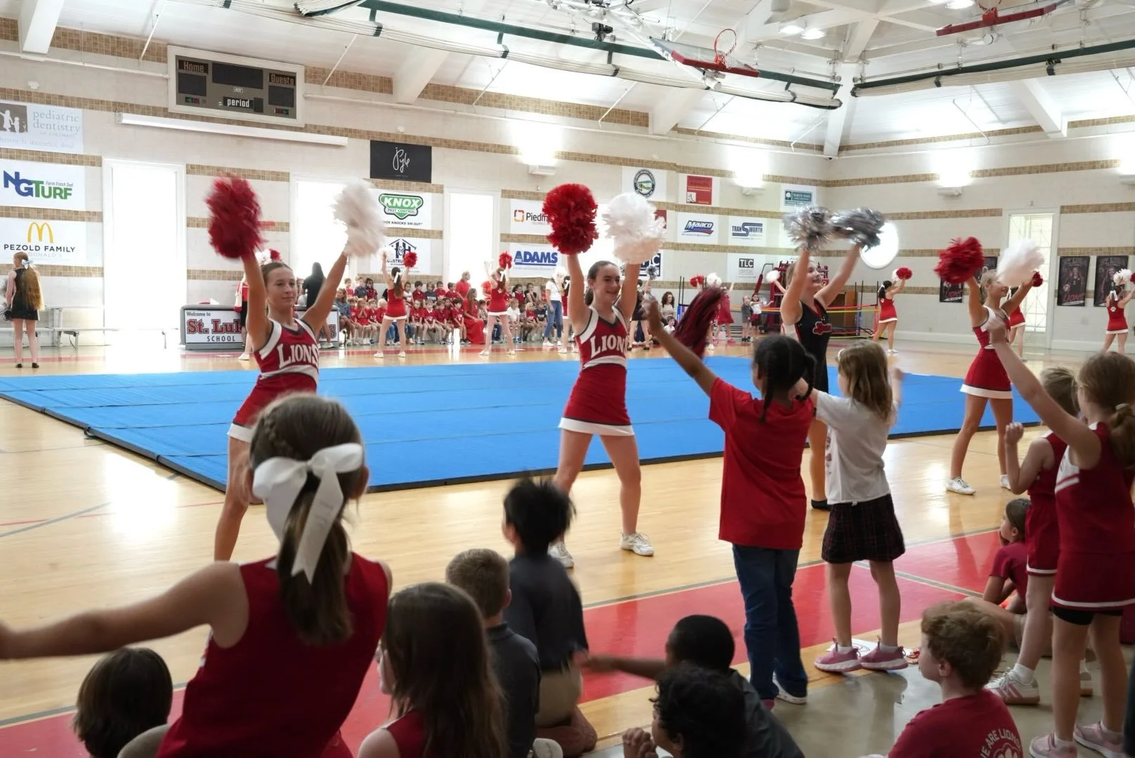 It&rsquo;s great to a be a St. Luke lion!!!🦁 Our students had a wonderful time at our first pep rally of the school year!📣❤️

#peprally #schoolspirit