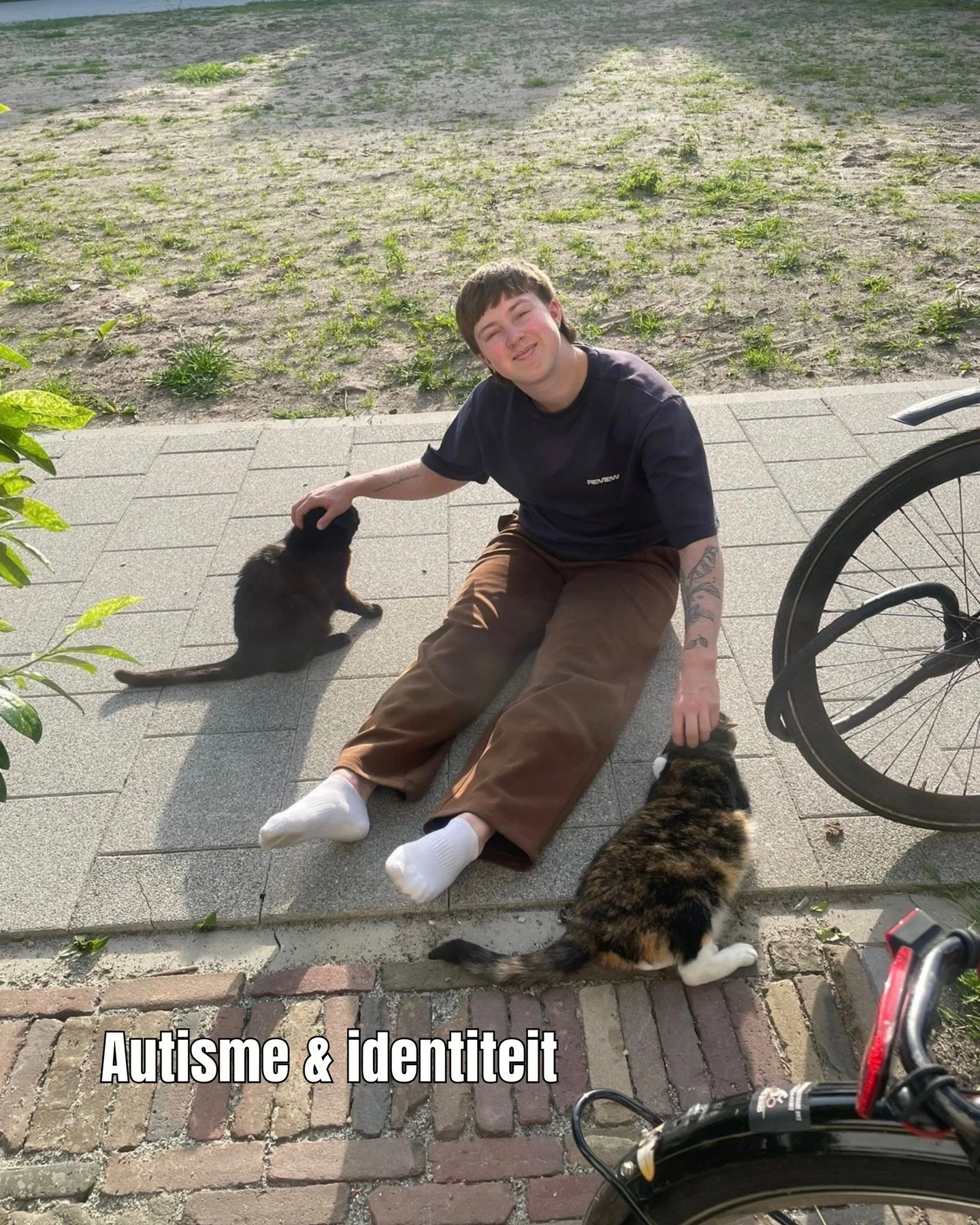 Deze post heb ik gisteren op Linkedin gezet aan de hand van een van de vele posts waar ik me aan ergerde. Hij gaat best wel hard! Dat vind ik heel fijn om te zien, want Linkedin is wel echt een platform waar de stemmen van professionals heel erg op d