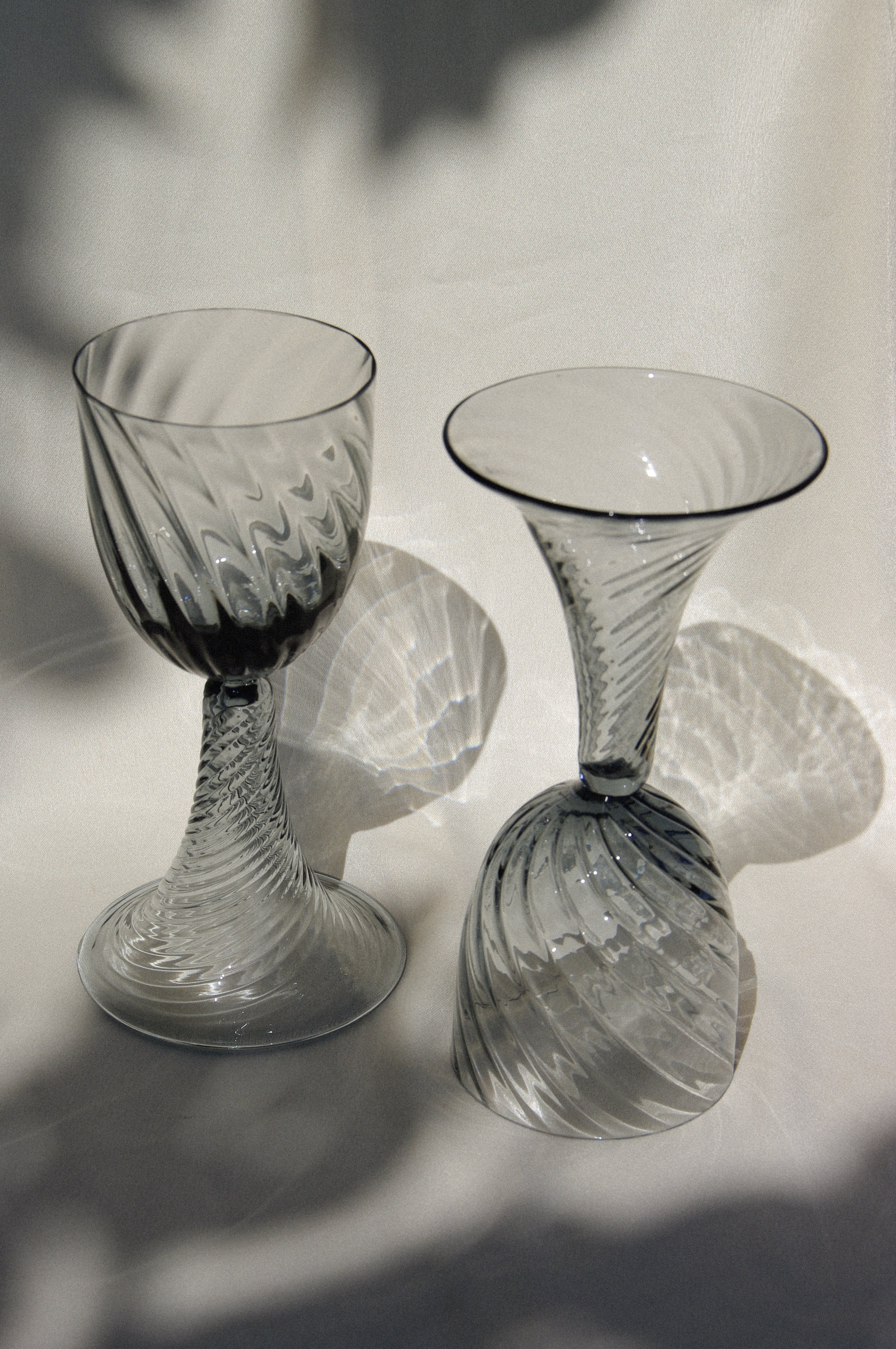 PLAIN_GOBLET_BLUE_2.jpg