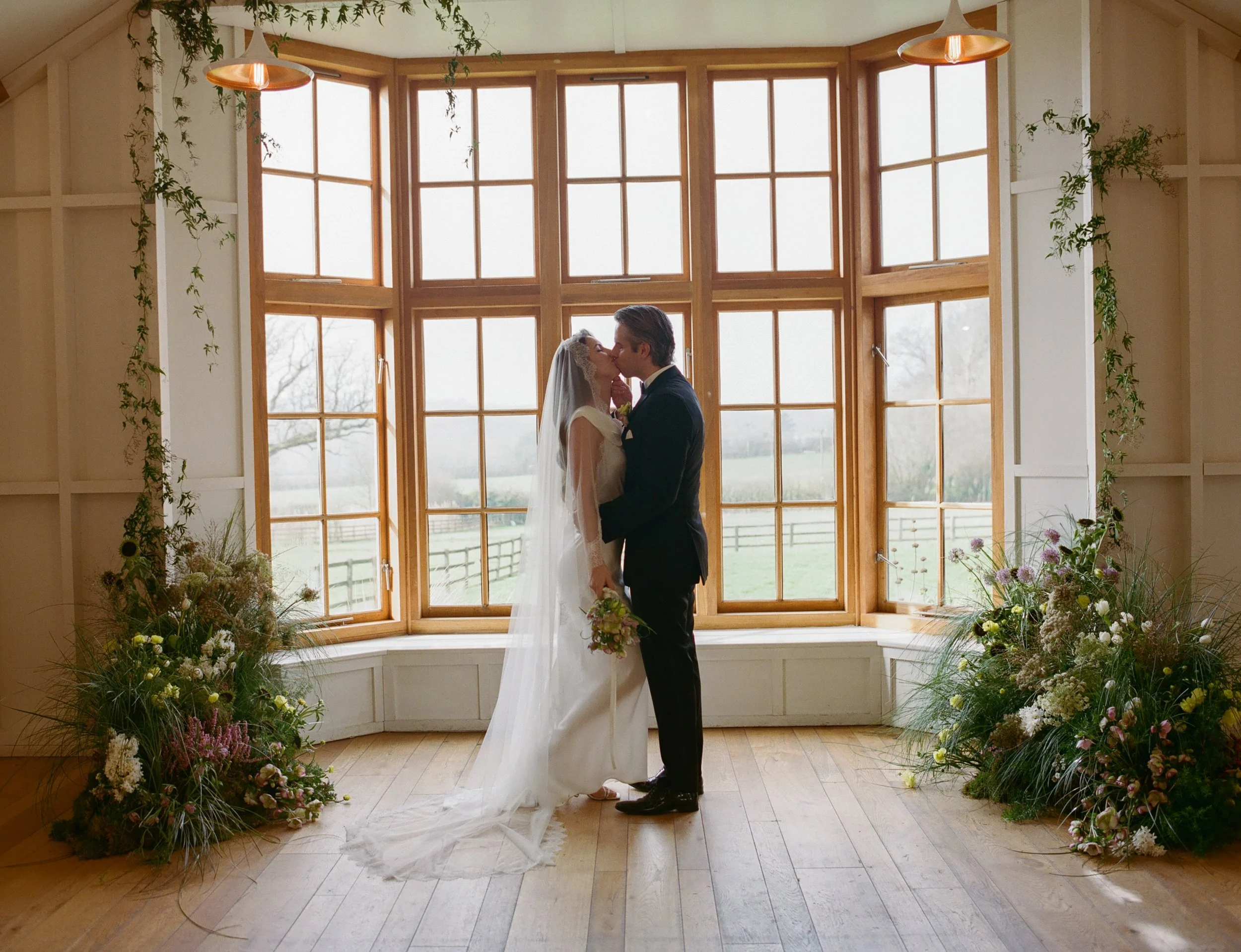 Hannah and Sam at Hedsor House-Ceremony-Jessica Williams Photography-73.jpg