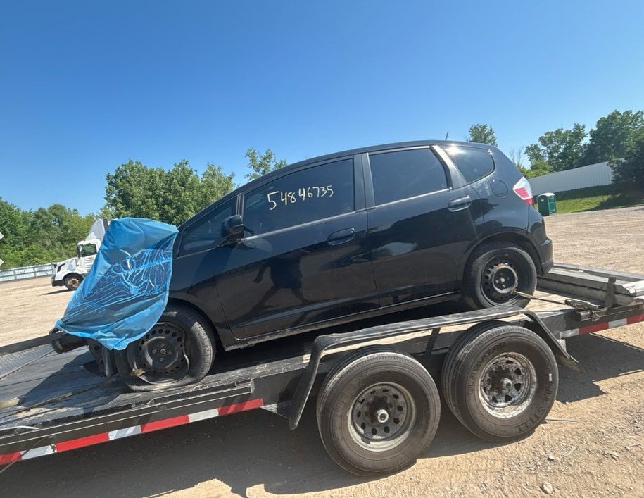 It&rsquo;s not all new cars 😂

We have the capacity to ship inoperable, damaged, and totaled vehicles as well. 

#junker #auctionsale #inop #autotransport