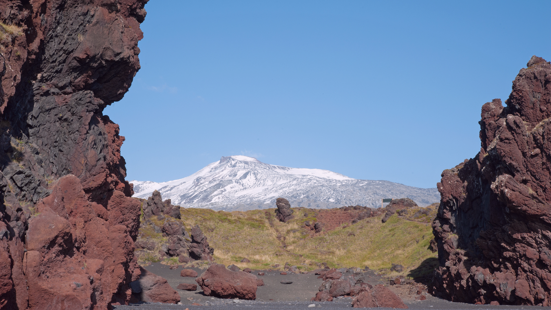 11 View on Snaefellsjokull.png
