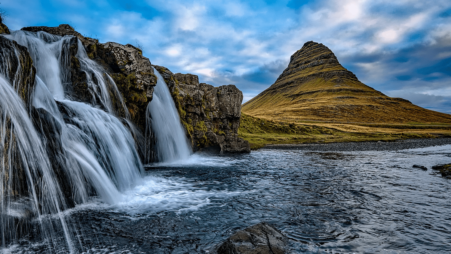 Kirkjufell mountain on Snæfellsnes Peninsula