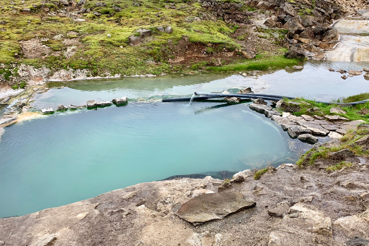 Natural geothermal bathing pool at Hveravellir