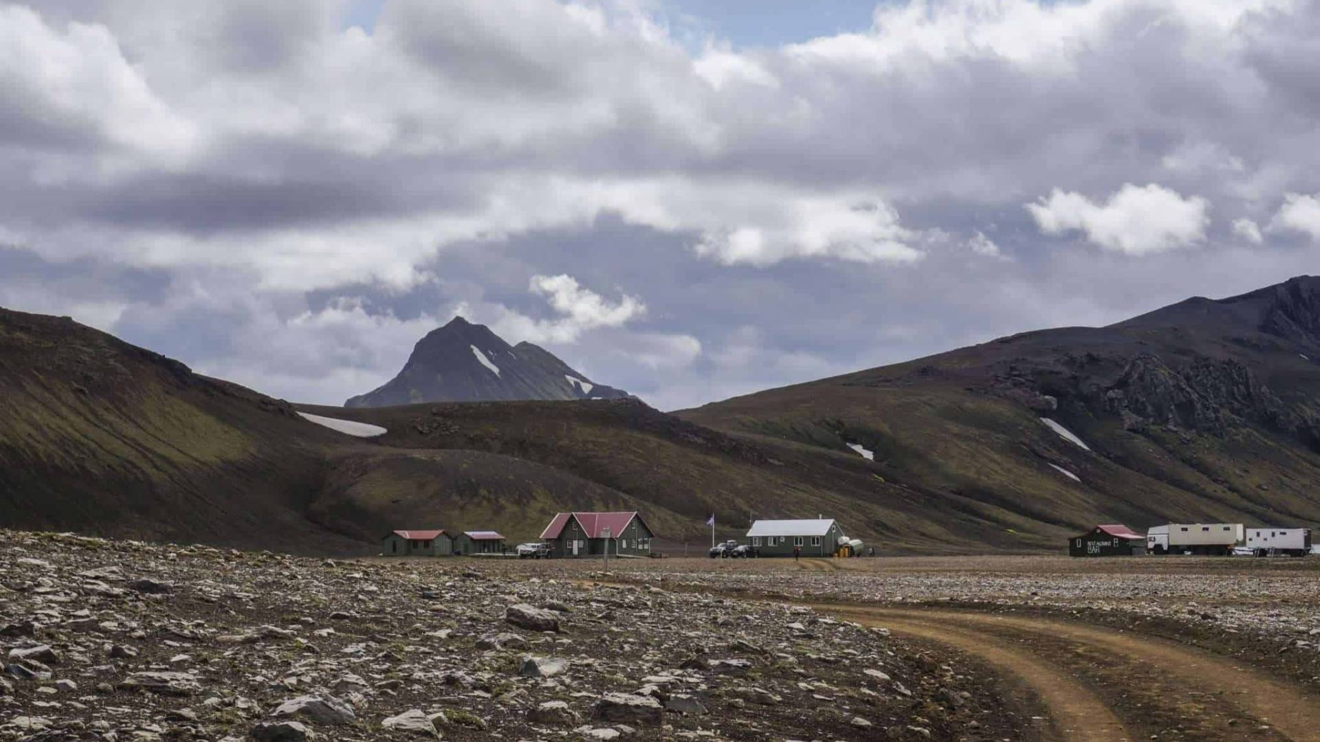 Álftavatn mountain hut