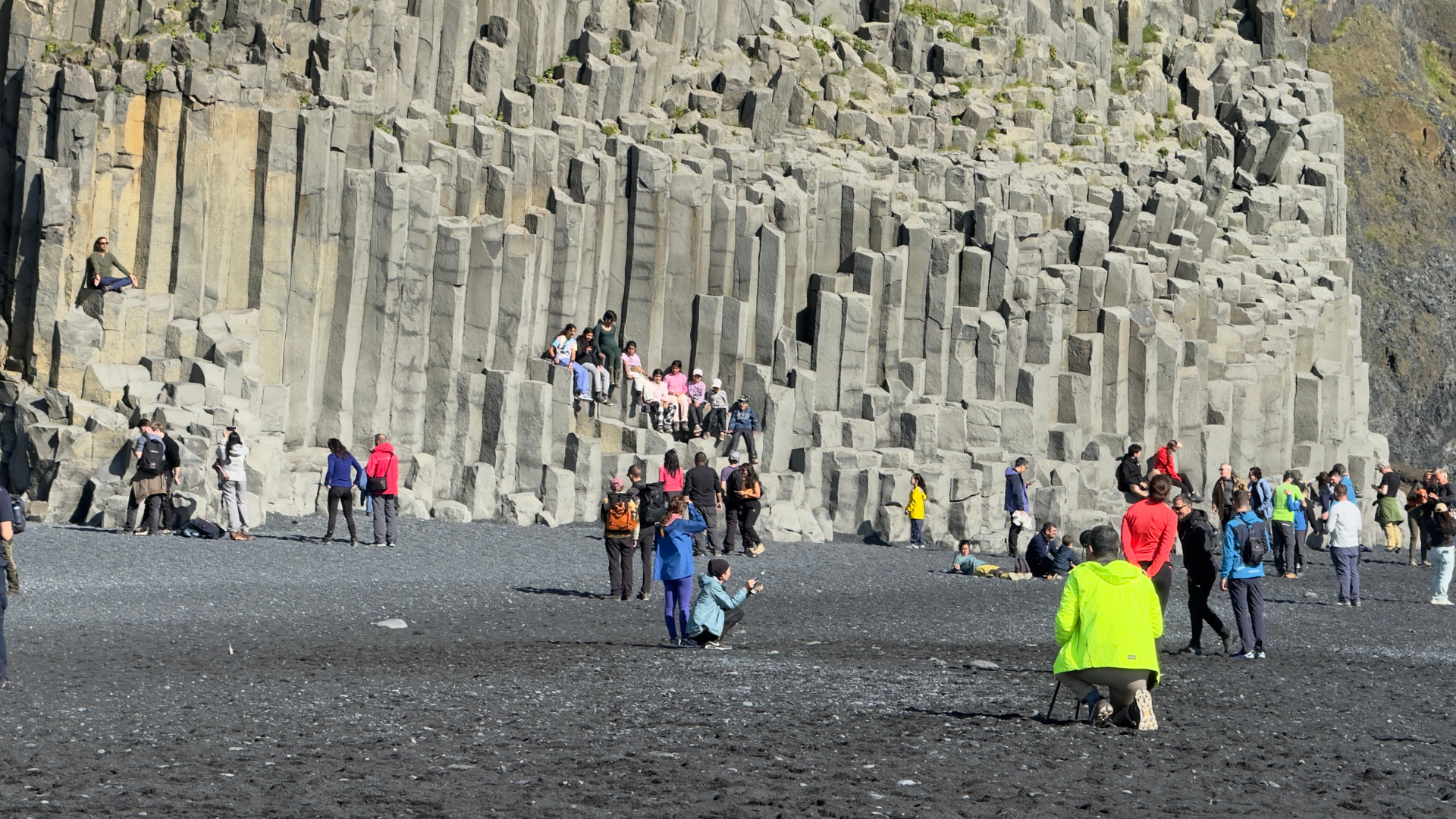 25 black sand beach columns.png