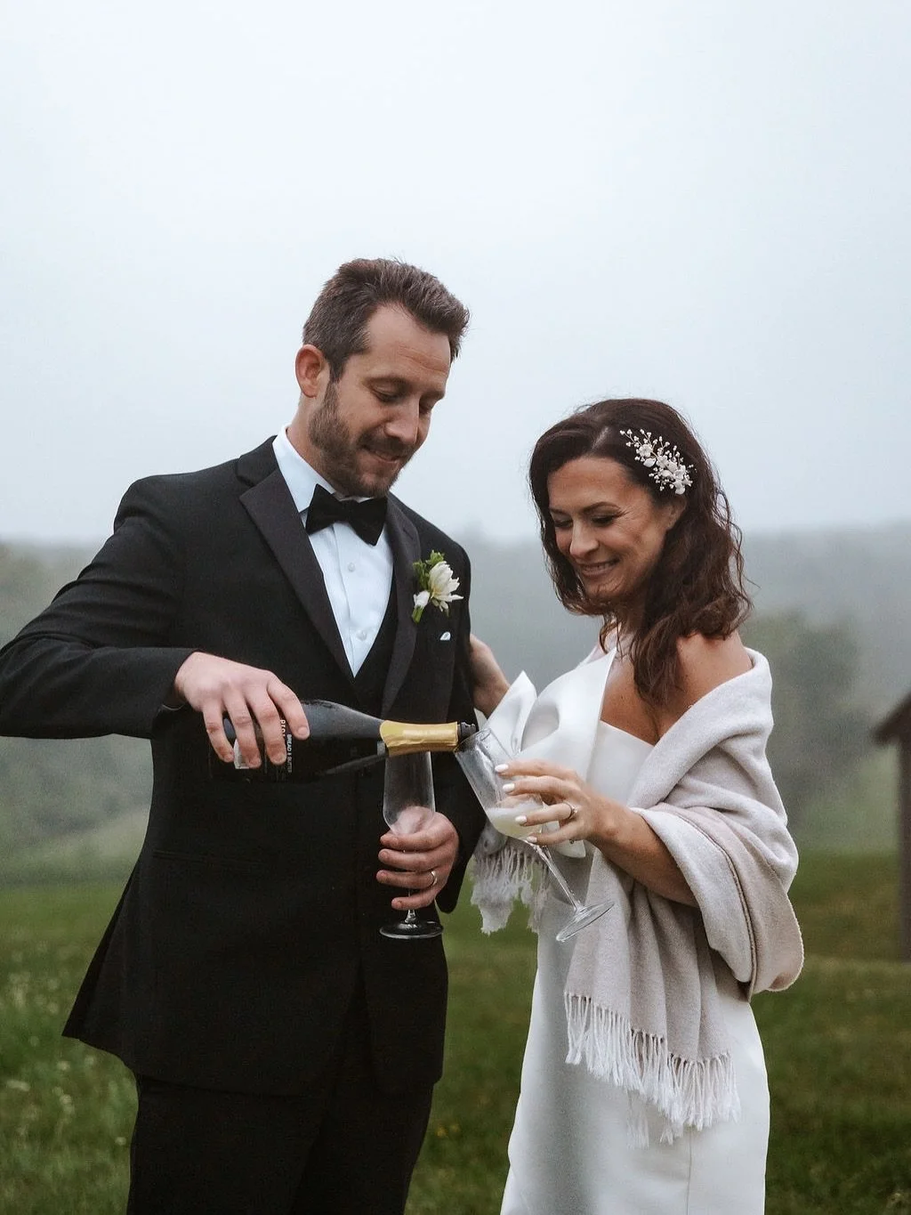 You&rsquo;re not just hiring a planner - you&rsquo;re investing in peace of mind.

Because your wedding weekend should look like this: effortless, joyful, and fully handled 🥂

Pour the champagne and I&rsquo;ve got the rest covered!

Venue: @milliken