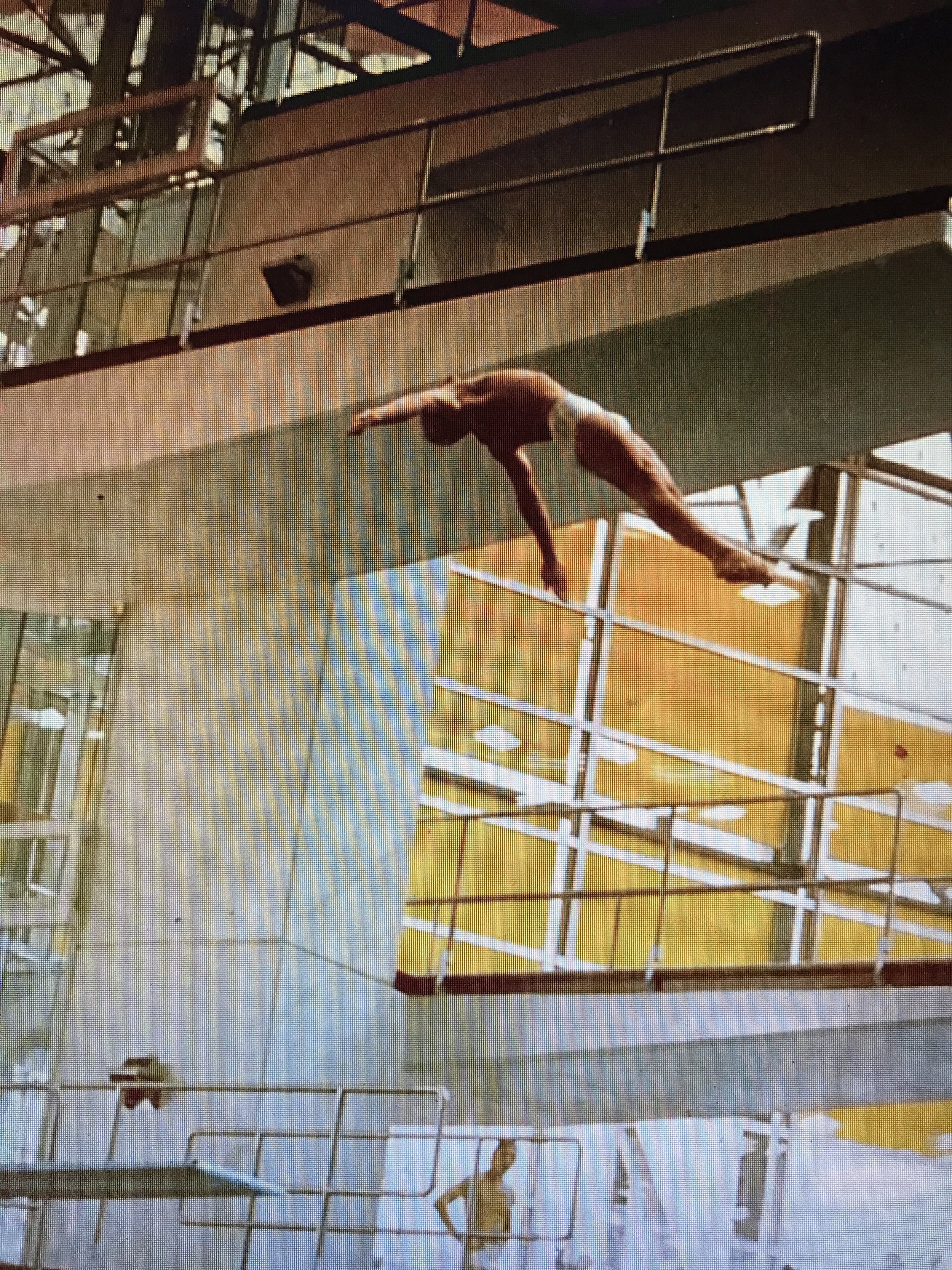 Reverse Dive Munich