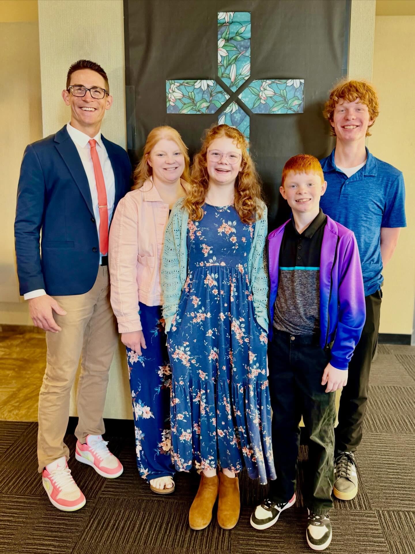 He is risen, hallelujah!

#EasterSunday #familyfirst #Heisrisen #TheEngiNerdLife