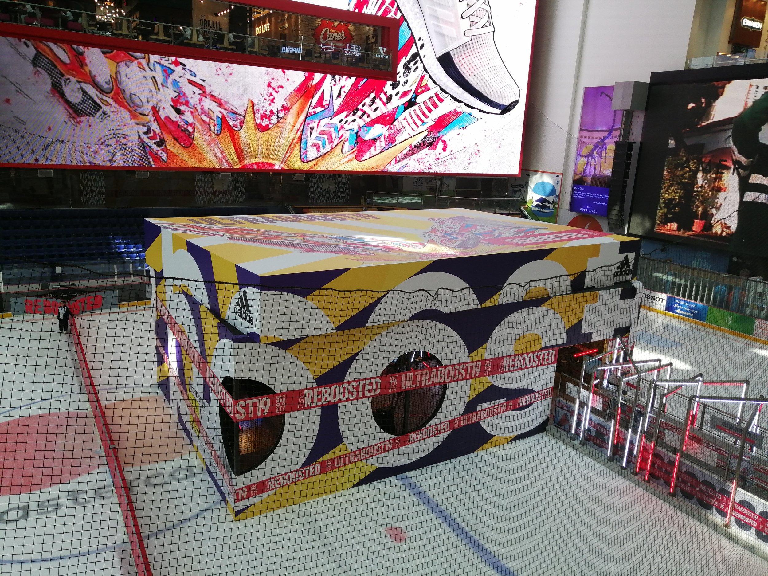 Check out this massive adidas Ultraboost shoebox at the Dubai Mall placed upon their indoor ice rink.