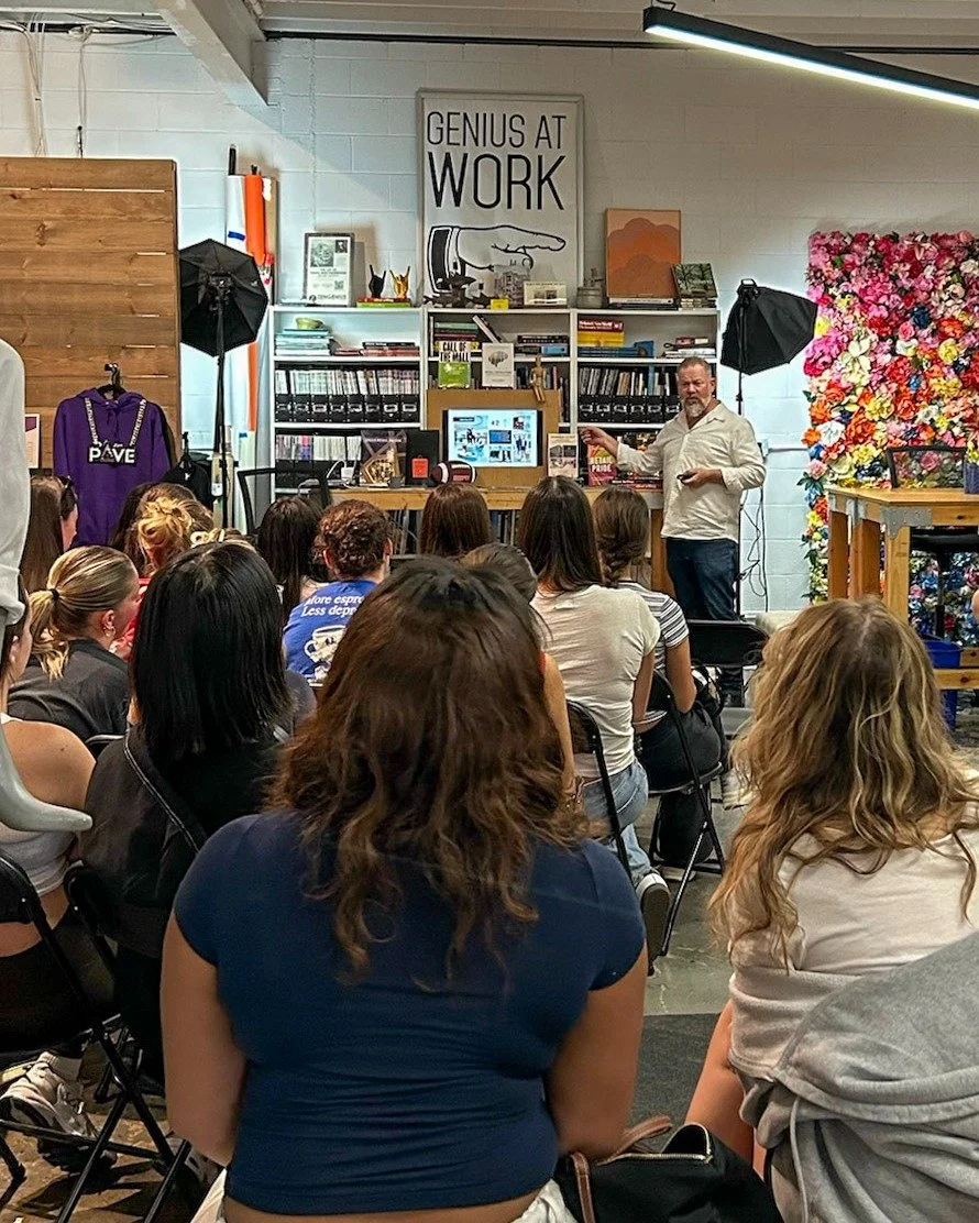 🌟 ZenGenius Welcomes OSU Retail Students! 🌟

We recently welcomed 35 Fashion Retail students from The Ohio State University to our home office! They toured the ZenGenius Marketplace, our design studio, and our warehouse while learning about the ret