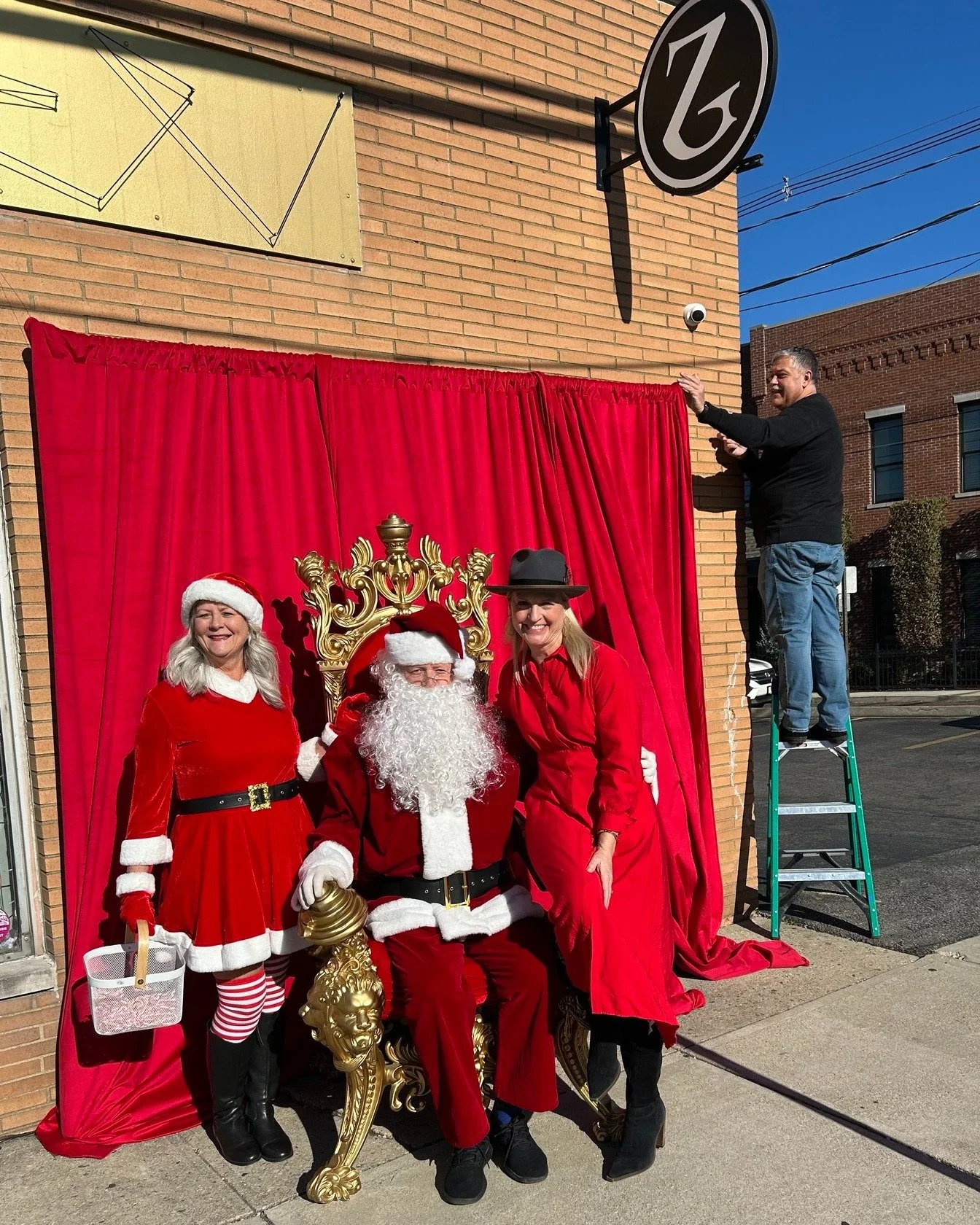 It's the jolly season and what better way to spread the cheer than photos with St Nick? 

Our rentals include backdrops, furniture, props, decor, installation, and teardown. Bringing this festive throne to your event, retail space, or corporate offic