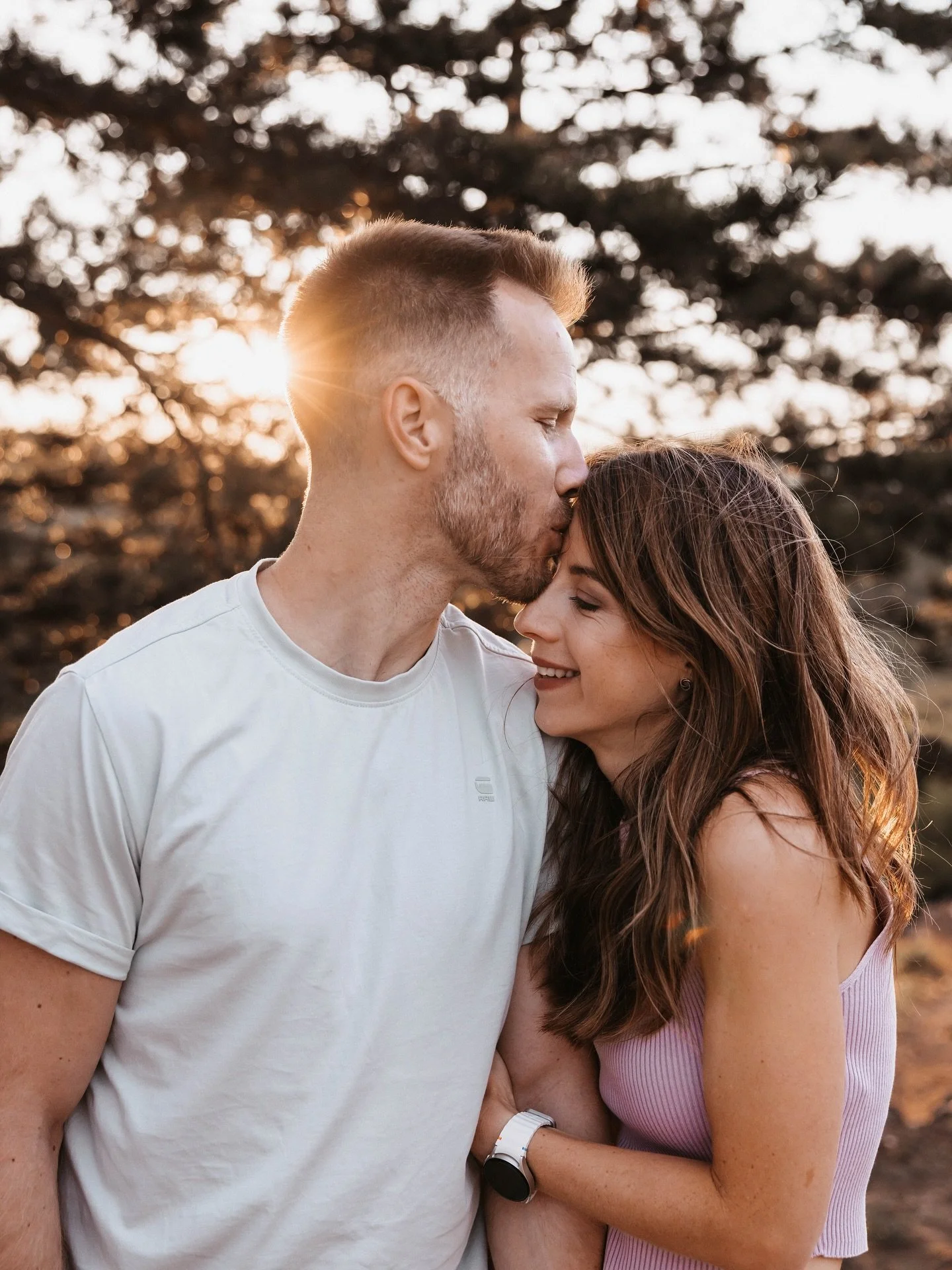 Szeretem, ha a csal&aacute;di fot&oacute;z&aacute;sok v&eacute;g&eacute;n a sz&uuml;lőkről is k&eacute;sz&uuml;l egy-k&eacute;t k&eacute;p. Fontos, hogy ne csak csal&aacute;di, hanem p&aacute;ros fot&oacute;k is sz&uuml;lessenek, hiszen a gyerekek me