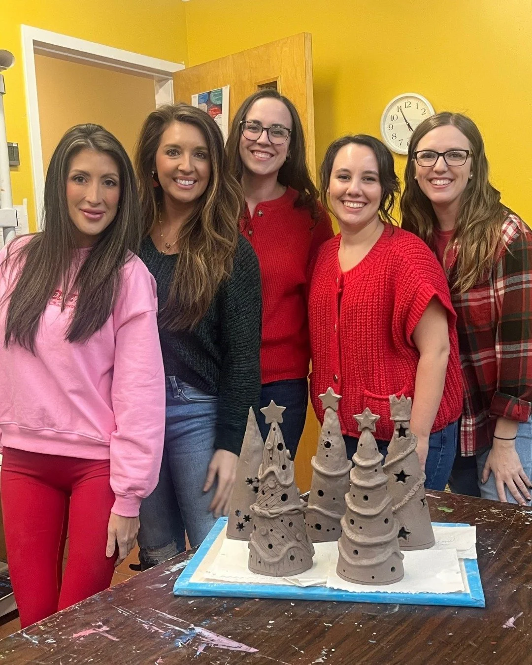 To kick off the holiday season, our team spent the afternoon at @hudgenscenter getting our hands messy (in the best way) with hand-built clay Christmas luminaries. It was the perfect mix of creativity and fun, and such a meaningful way to experience 