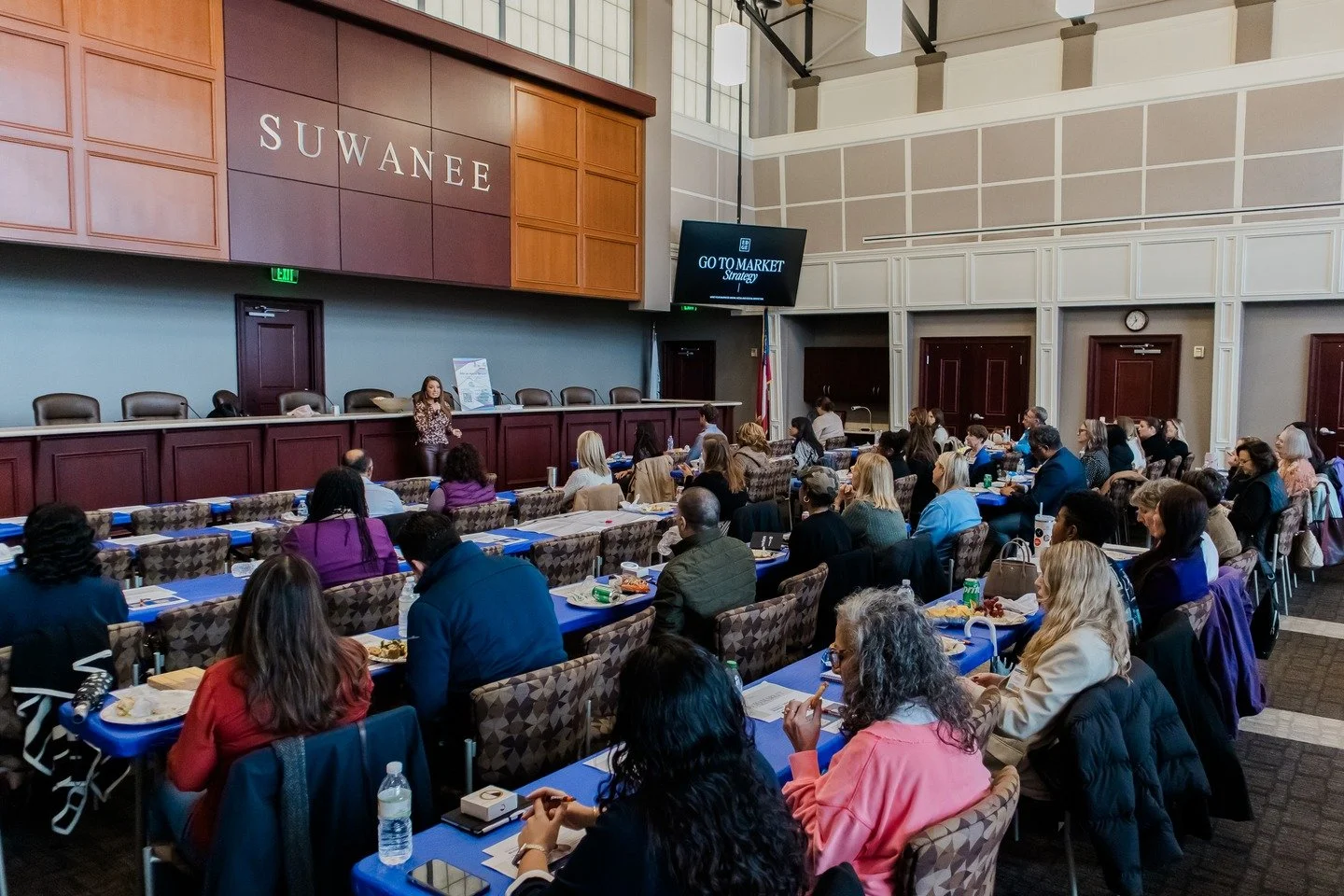 We love hosting classes, workshops, and trainings that meet people where they are and give them tools they can actually use. ✨

From Branding and Social Media to Hands-On Reels Training, Crafting Your Message, and Go-To-Market Strategy, our sessions 