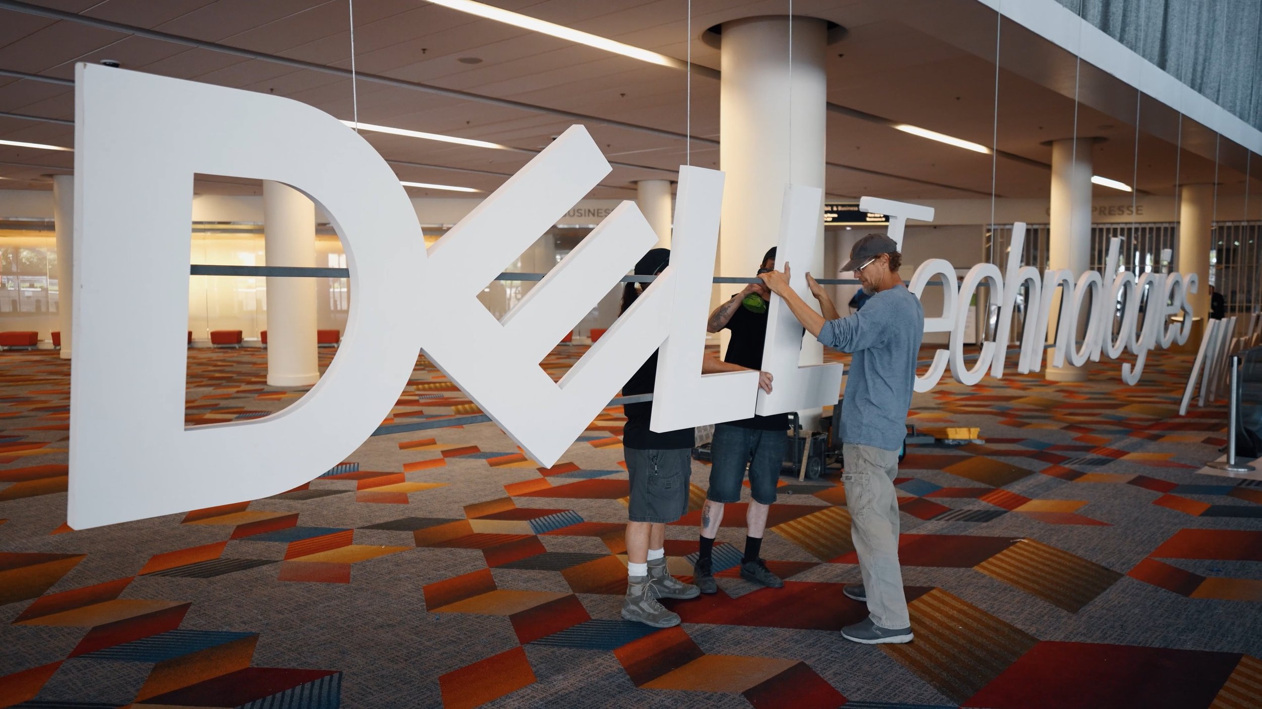 behind the scenes: dell world