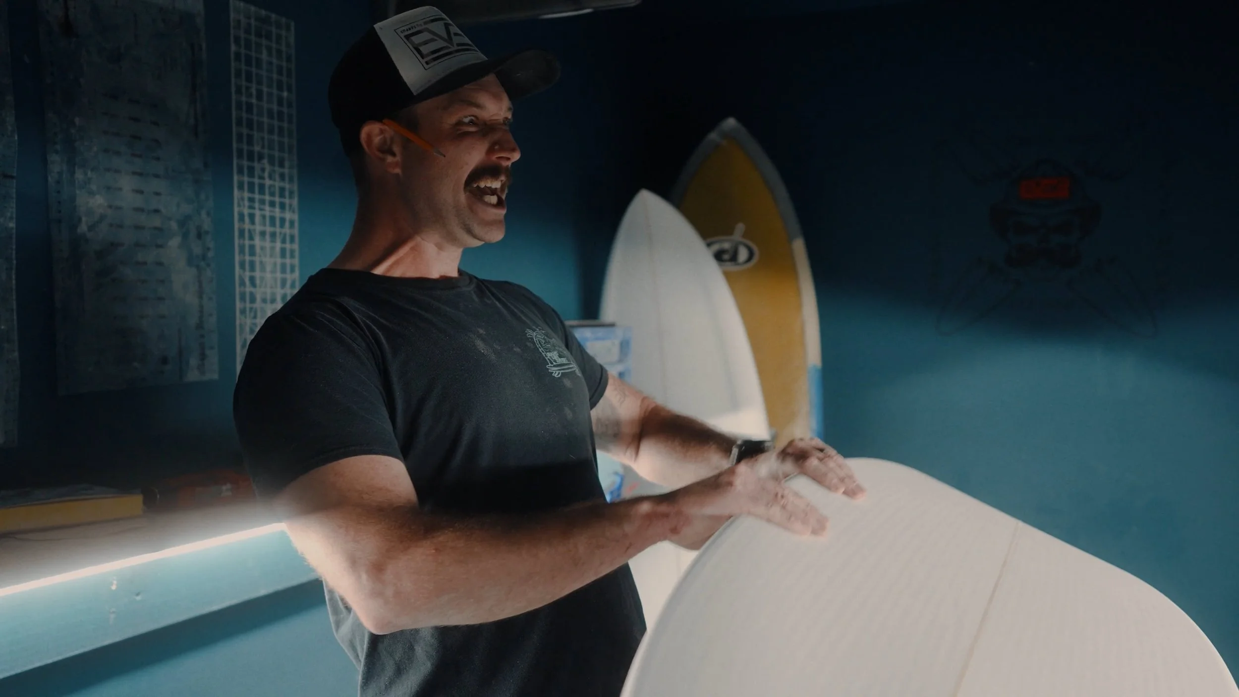 surfboard builder: shapes by everson
