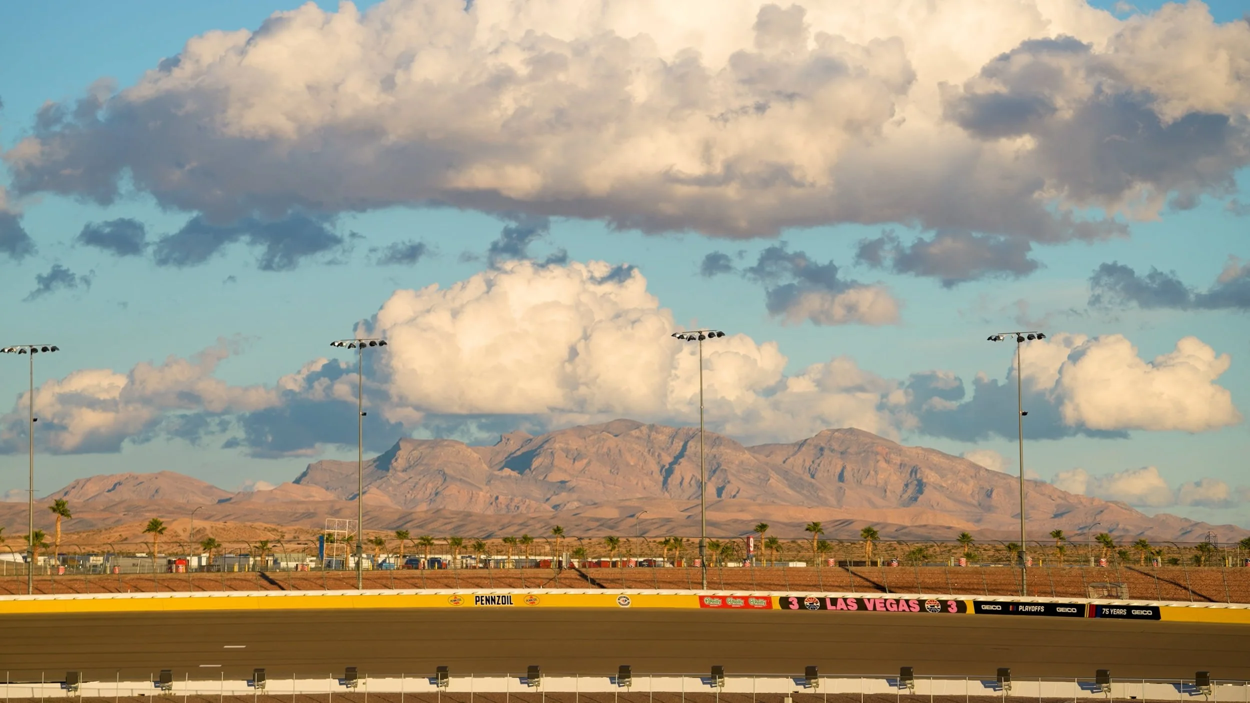 dream racing: las vegas motor speedway